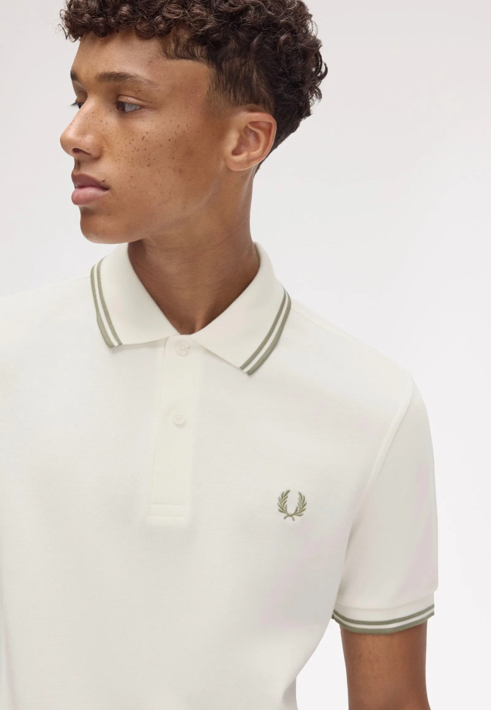Fred Perry - Twin Tipped Lghecru/Olivmint - Polo