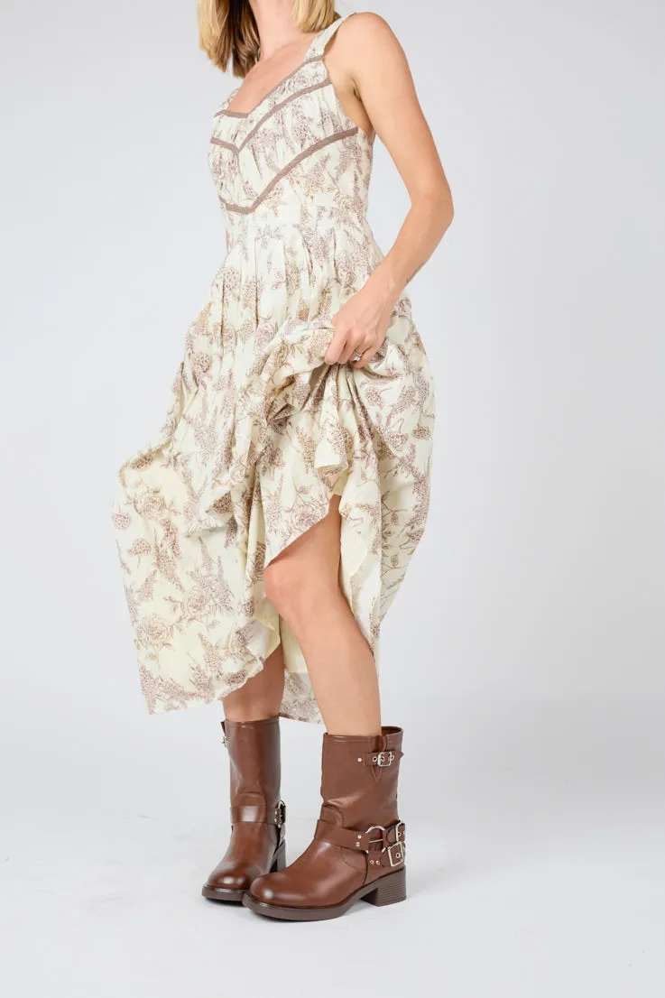 Giselle Boots