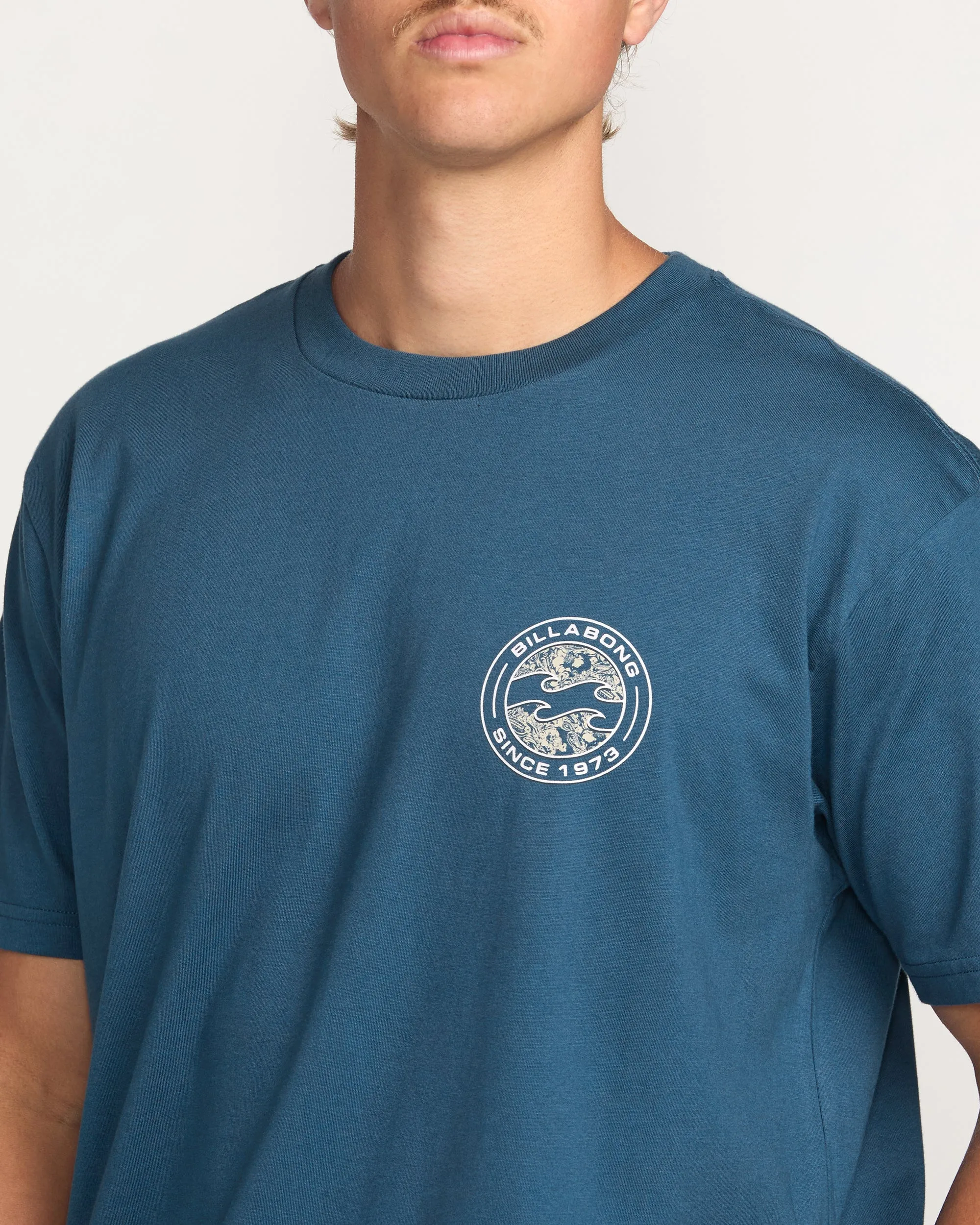 Hollow Premium Tee - Deep Blue Billabong