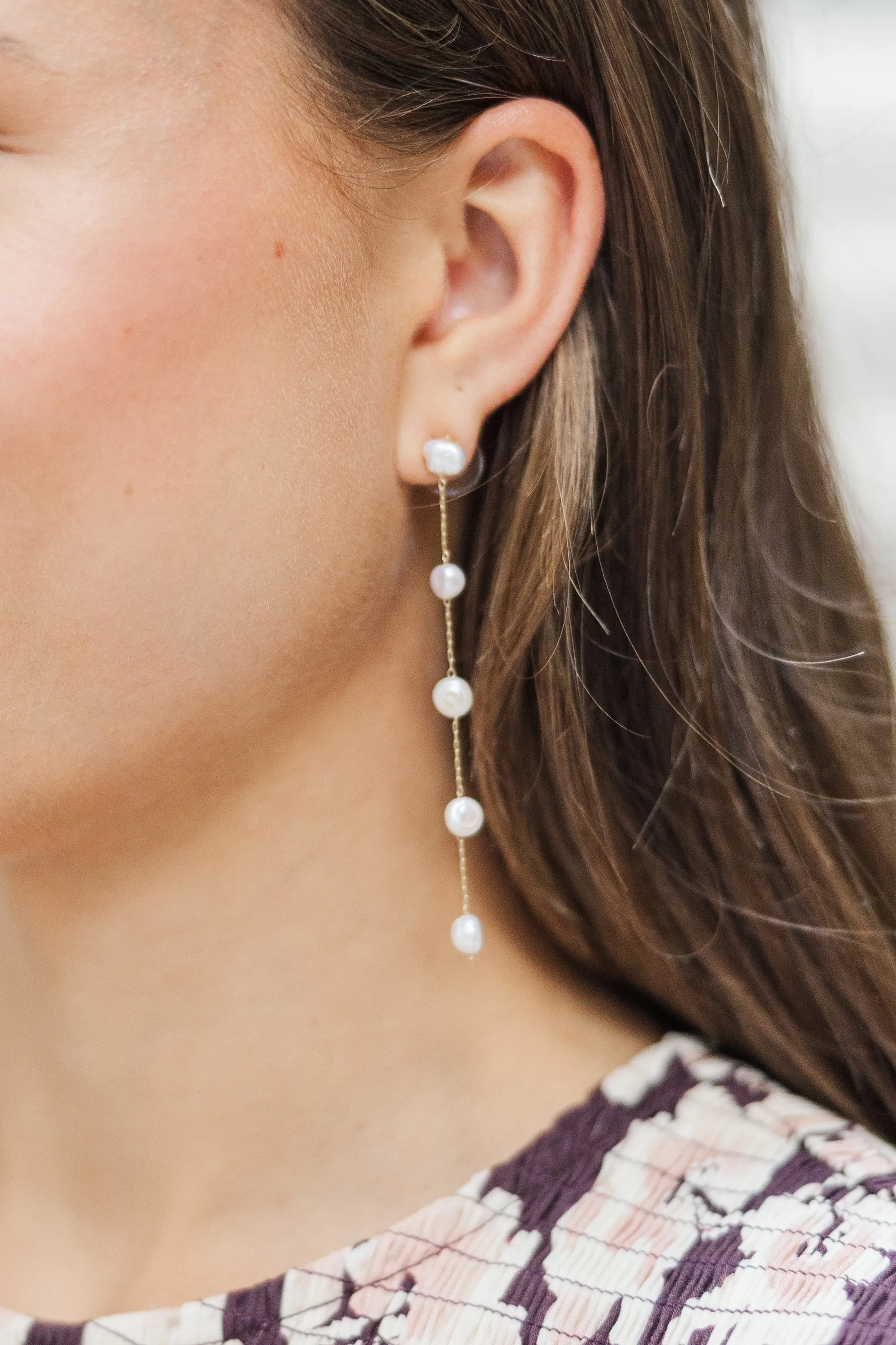 Hopes & Dreams White Earrings