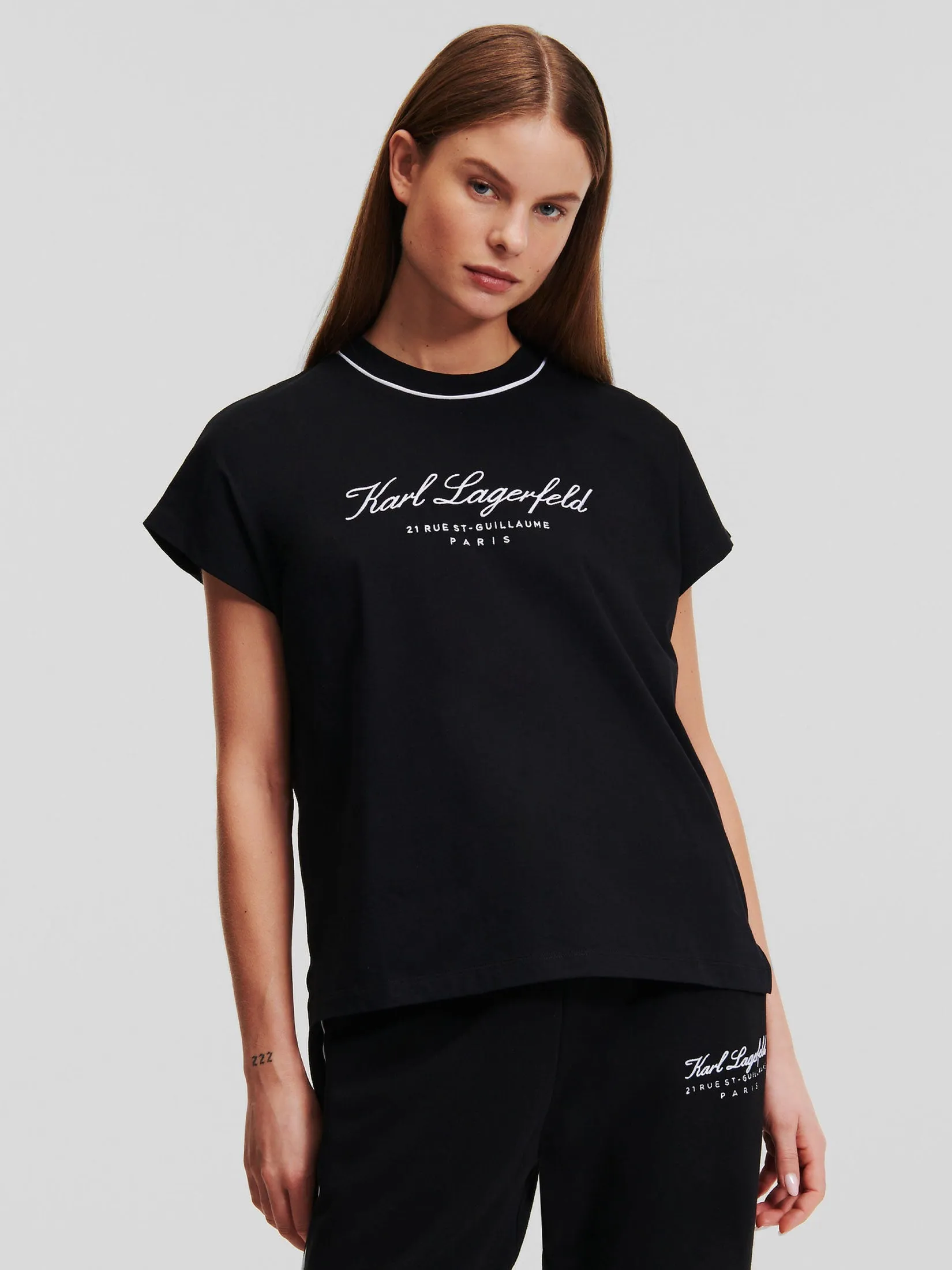 HOTEL KARL CAP SLEEVE T-SHIRT