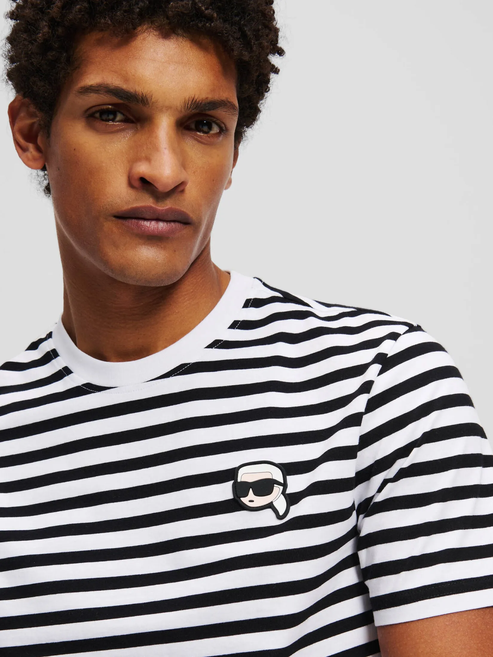 IKON STRIPED T-SHIRT