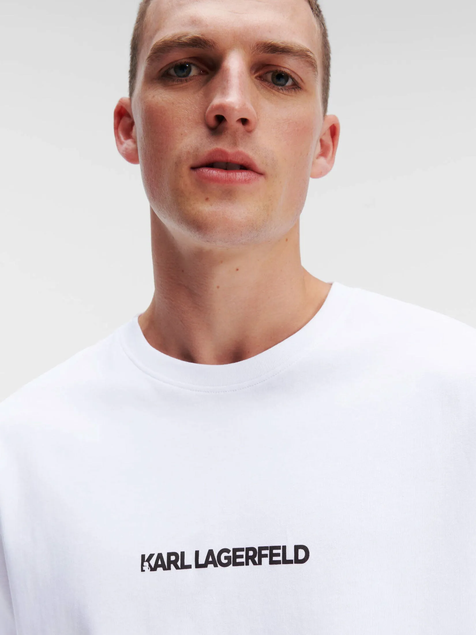 IKONIK 2.0 OUTLINE T-SHIRT