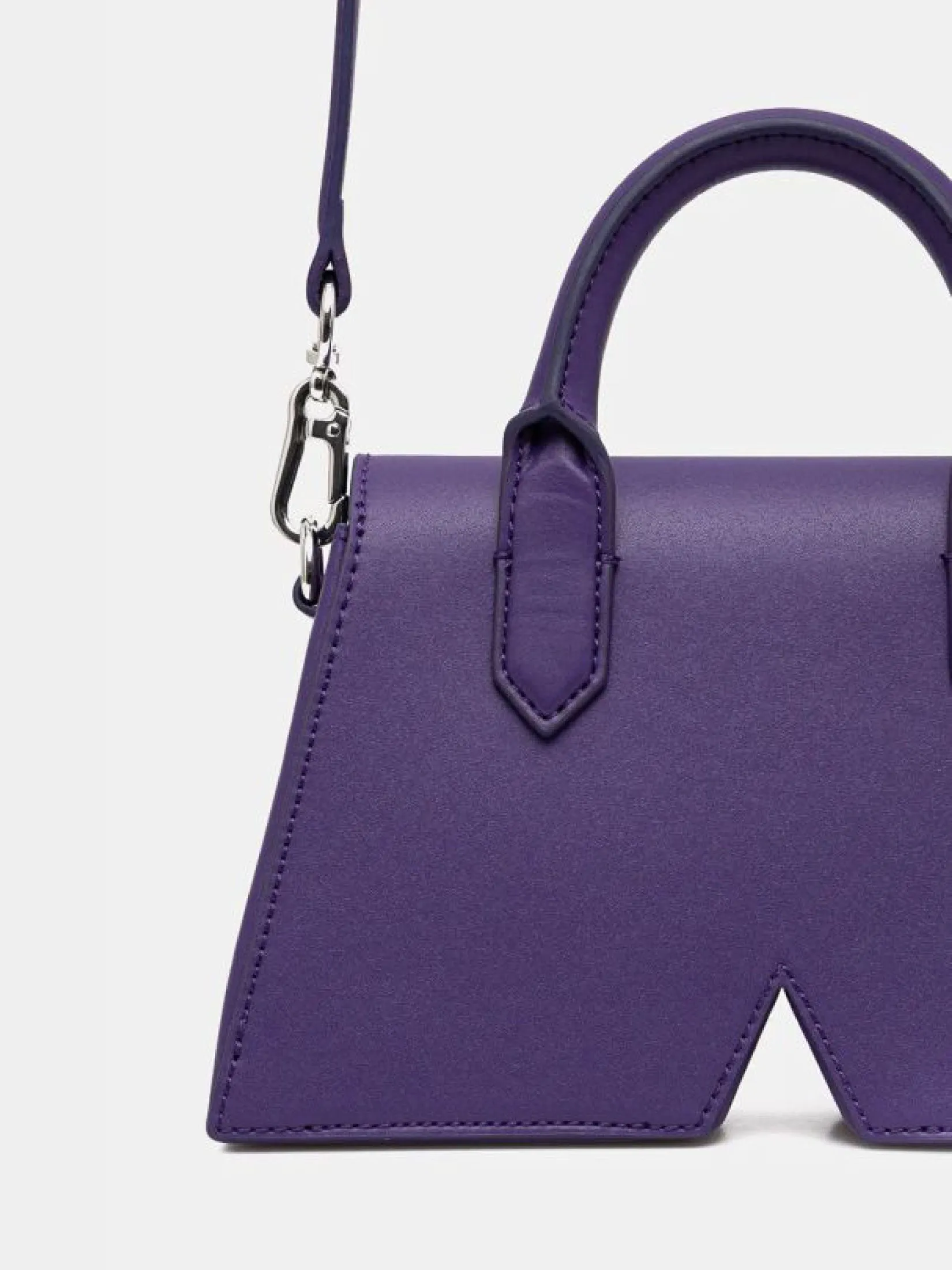 IKON/K CB LEATHER BAG
