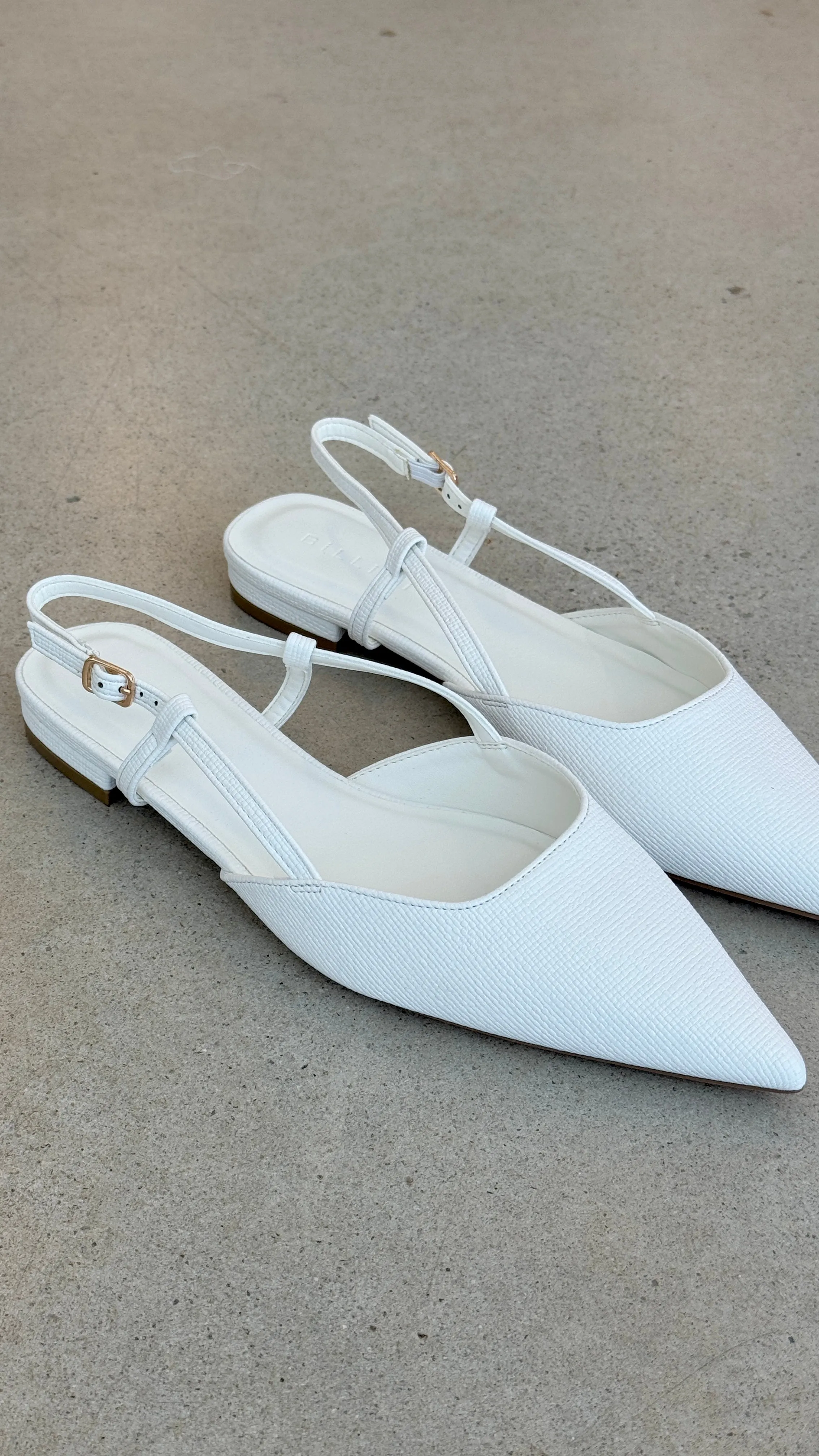 Iver Ballet Flats - White Raffia Texture Billy J