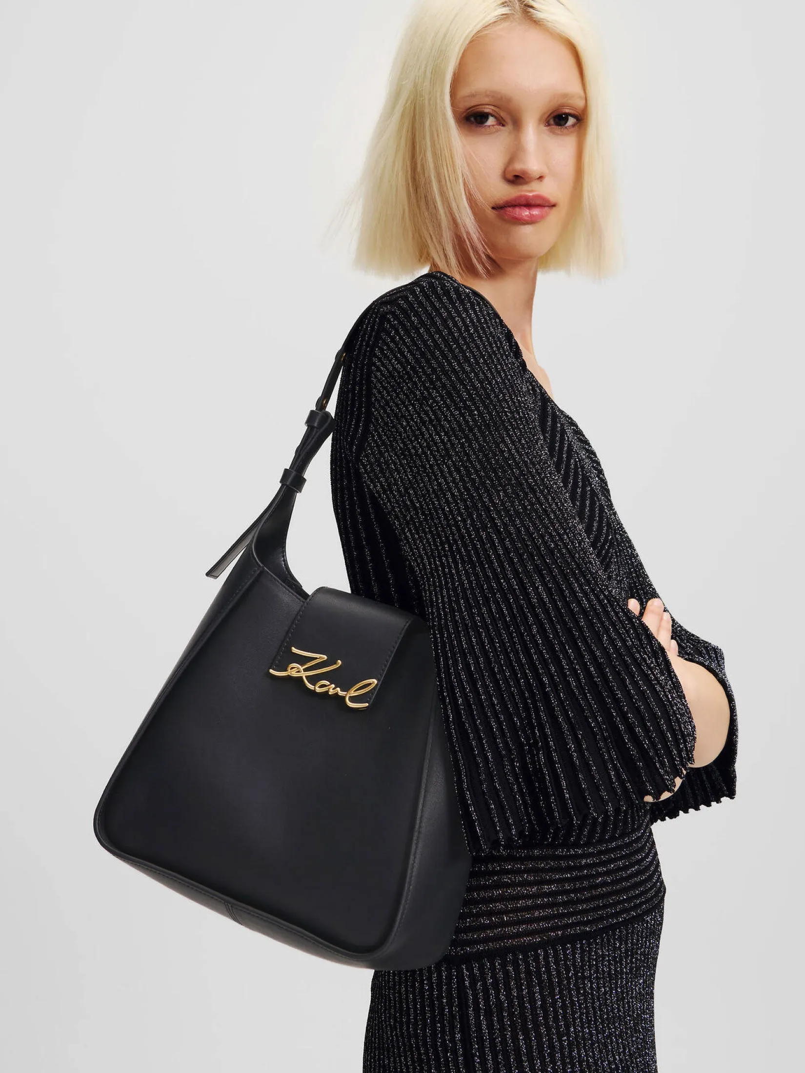 K/SIGNATURE HOBO BAG