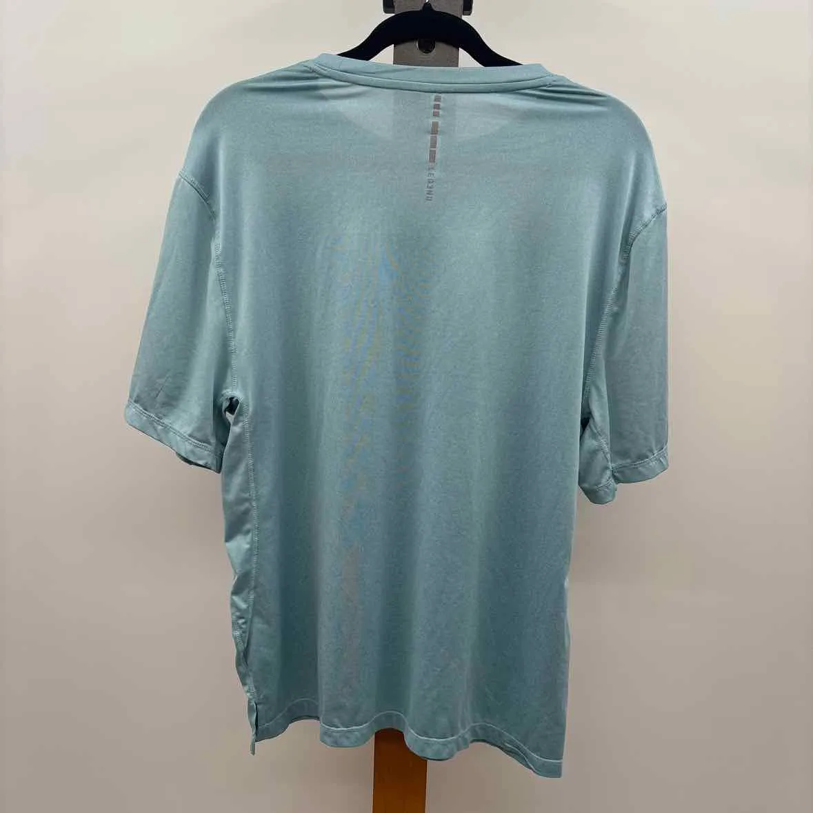 Legends Men's Size XL Blue Heathered Short Sleeve Shirt