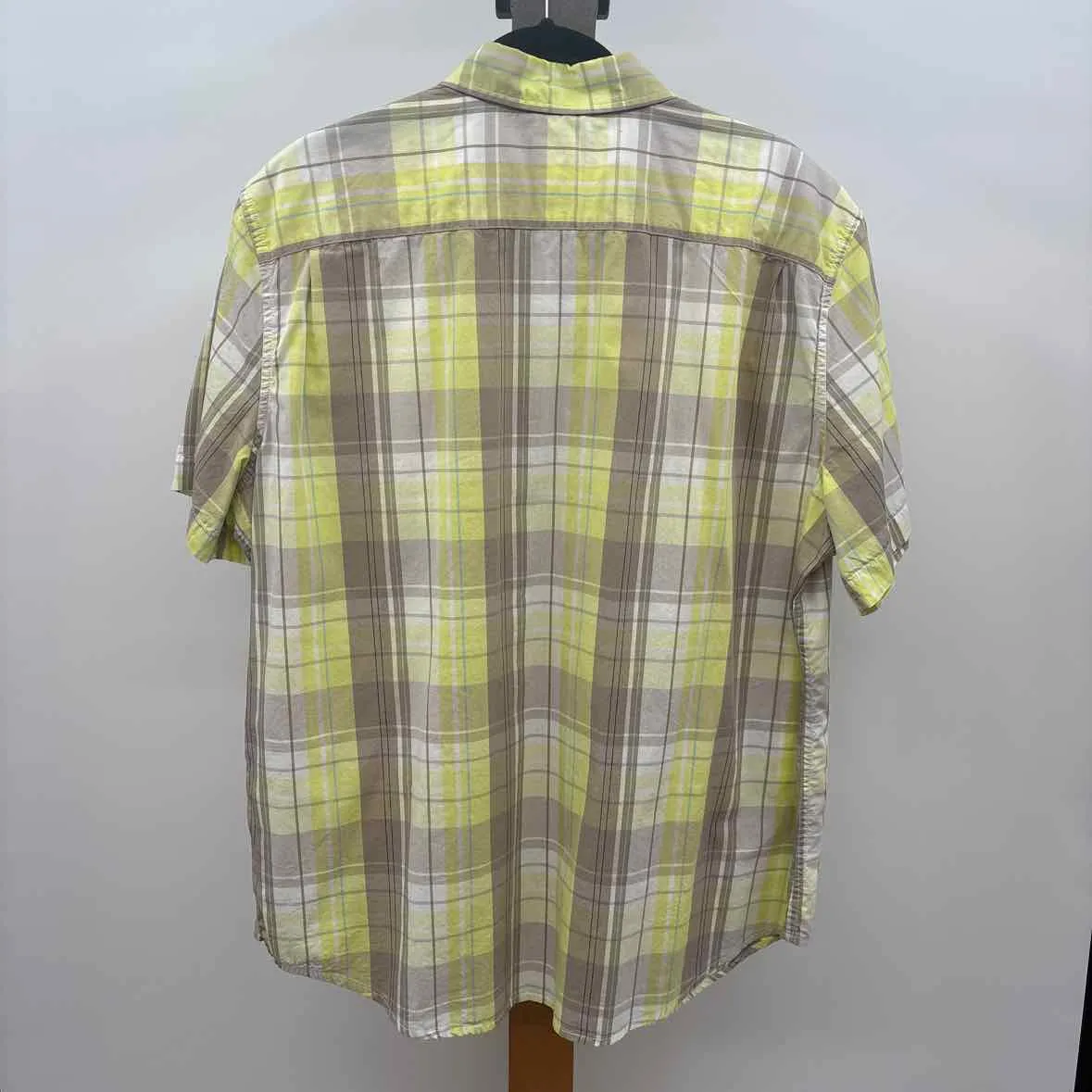 Levi Strauss Men's Size XL Yellow Cotton Plaid Short Sleeve Shirt