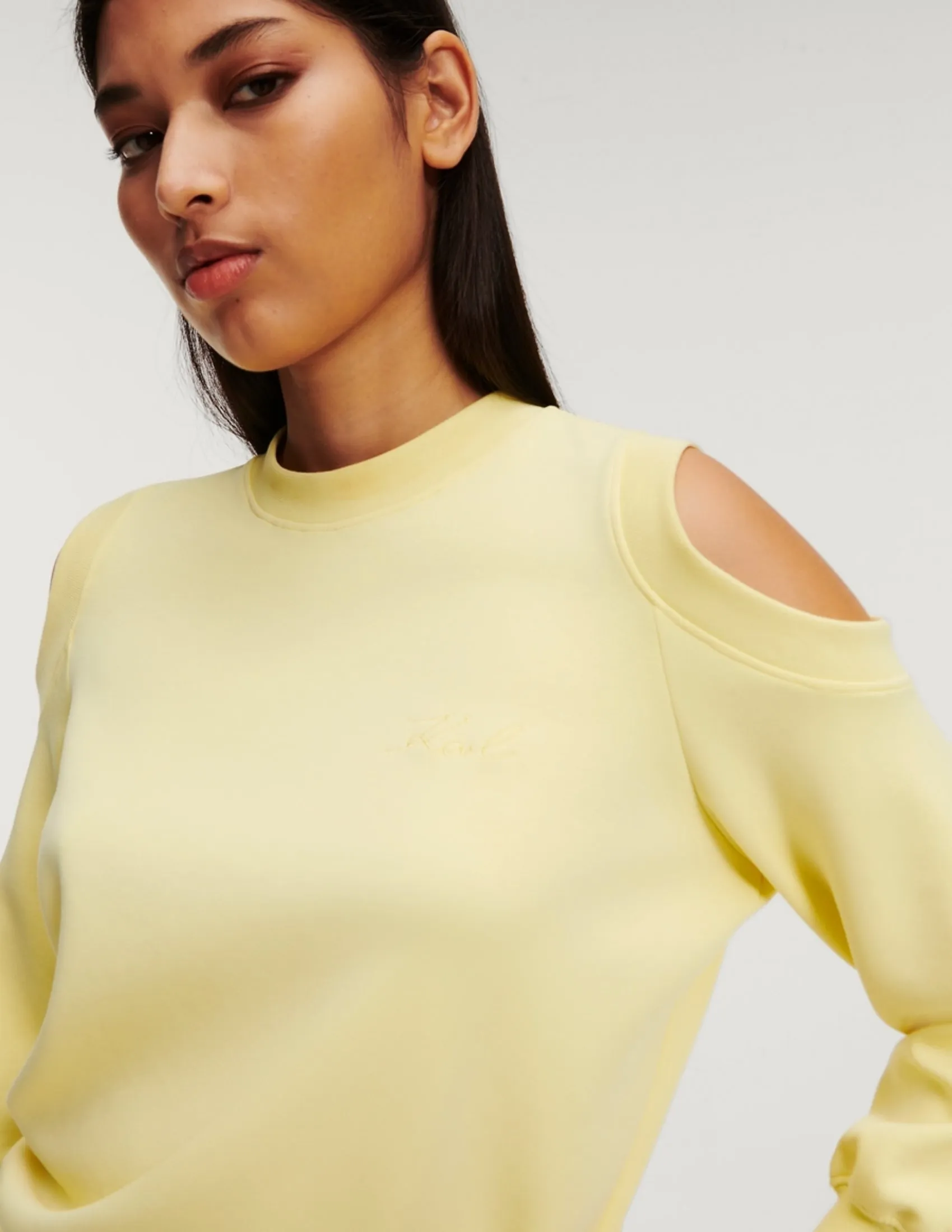 LOGO FEMININE SWEATSHIRT