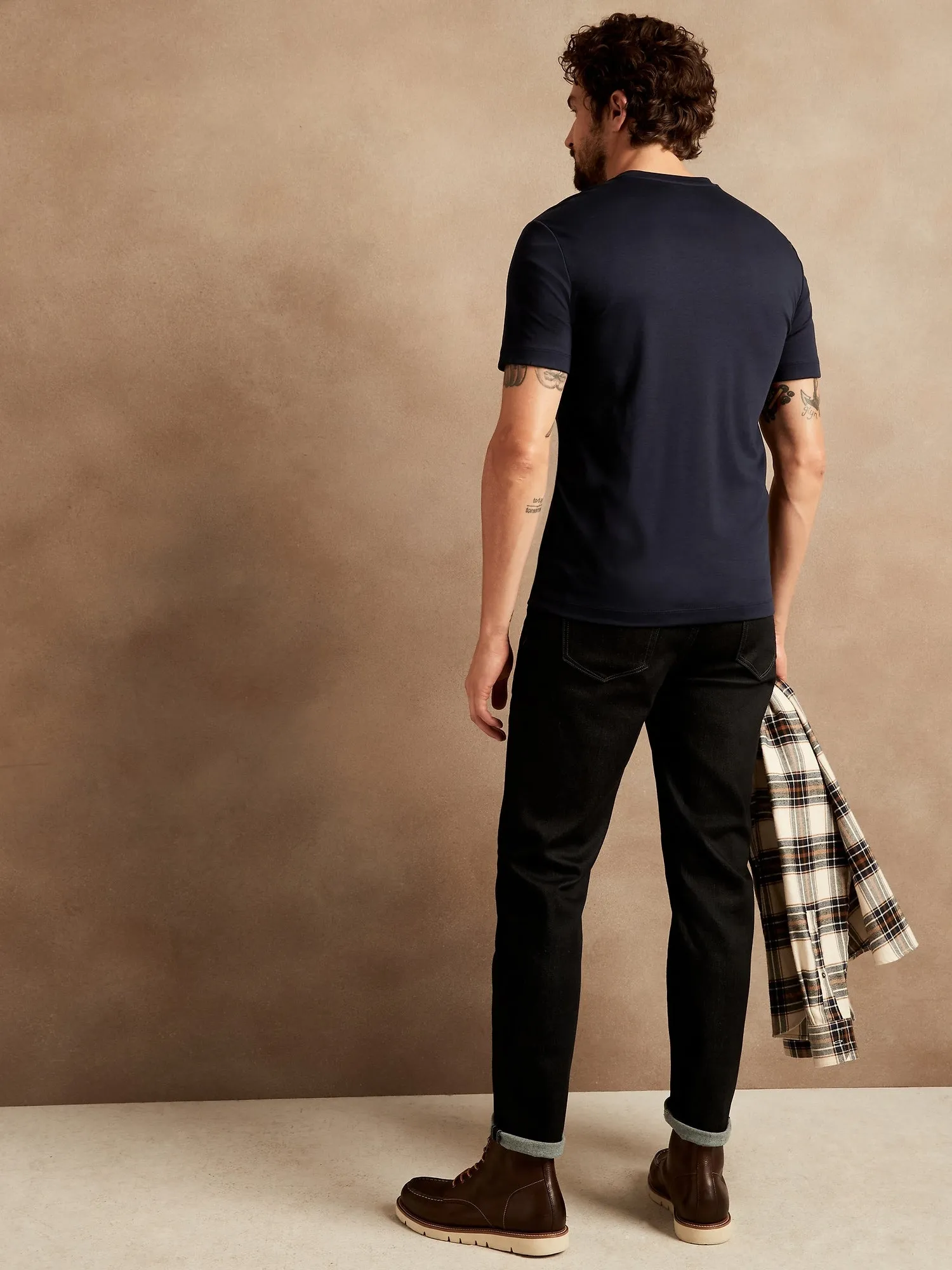 Luxury Touch Performance V-Neck T-Shirt Banana Republic