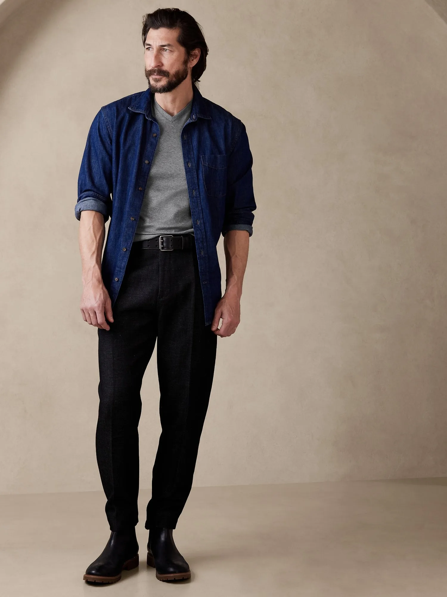 Luxury Touch Performance V-Neck T-Shirt Banana Republic