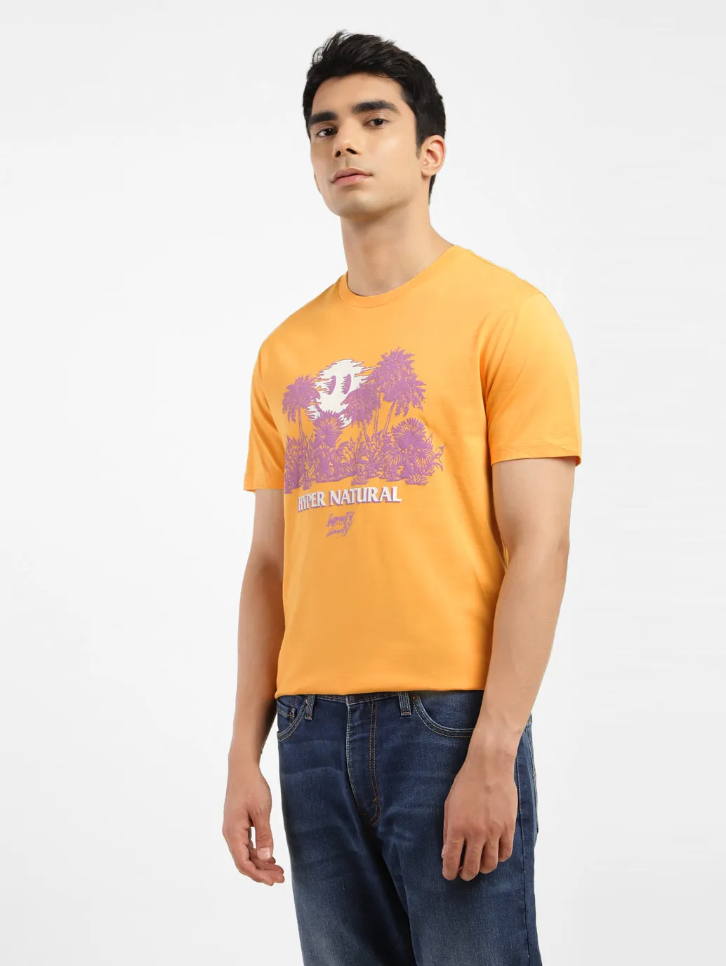 Men's Graphic Printed Regular Fit T-shirt LEVI'S