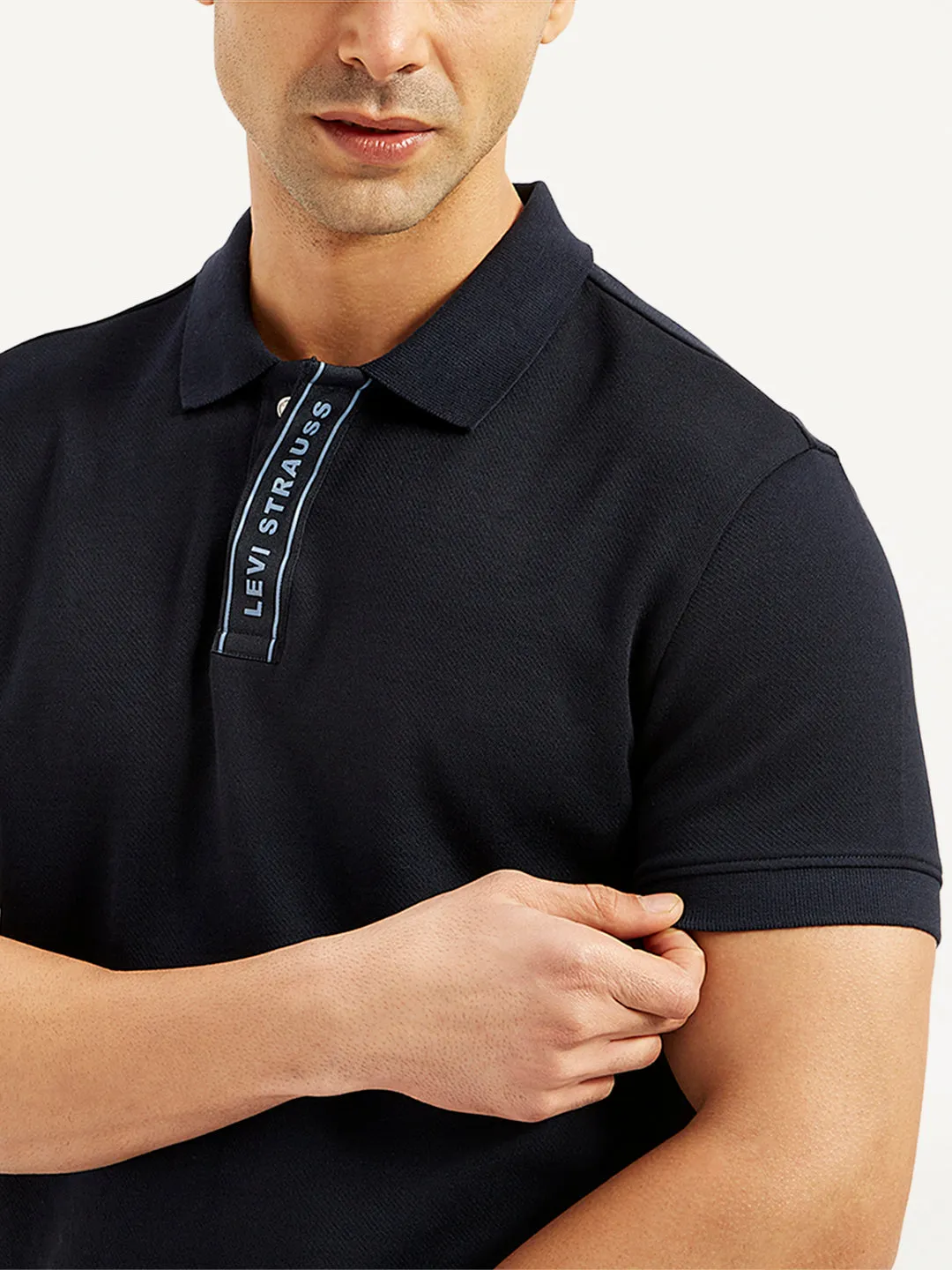 Men's Solid Slim Fit Polo T-Shirt LEVI'S