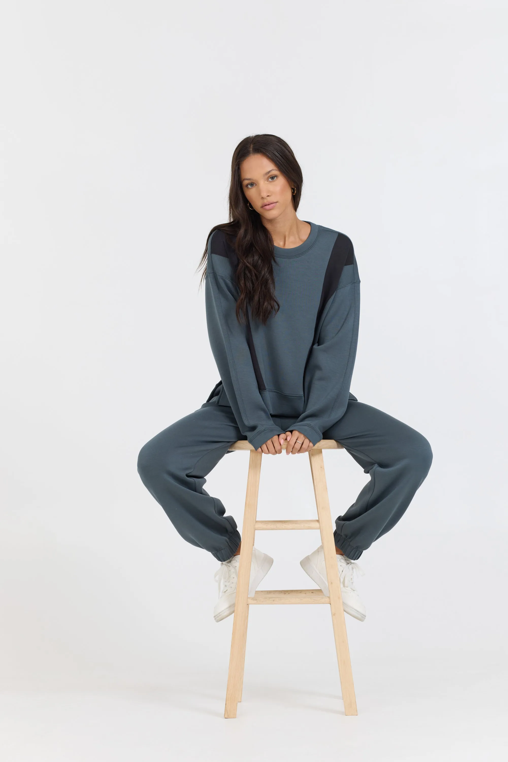 Mountain Grey/Black Colorblock Insert Cloud Fleece Crew