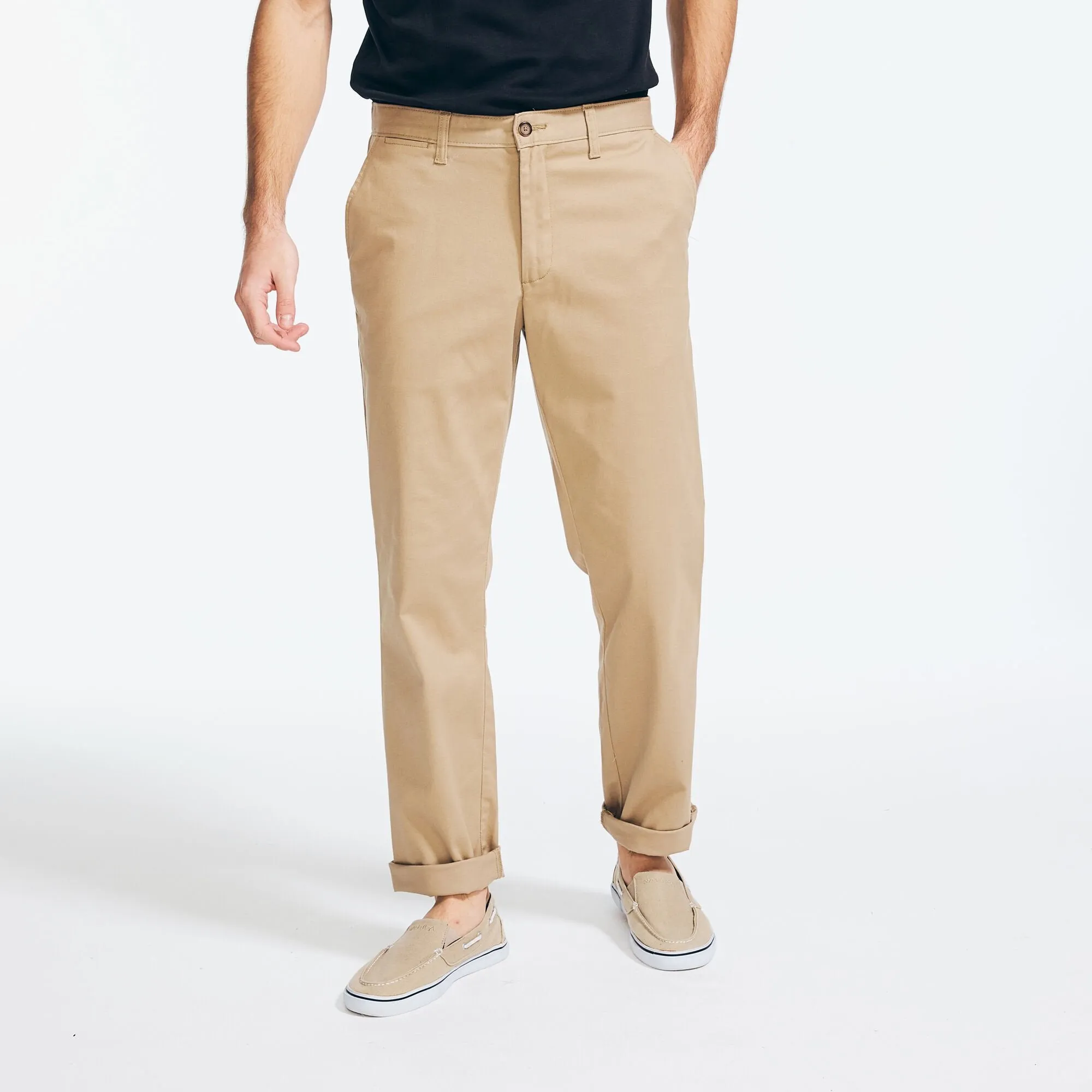 Nautica Mens Classic Fit Wrinkle-Resistant Deck Pant