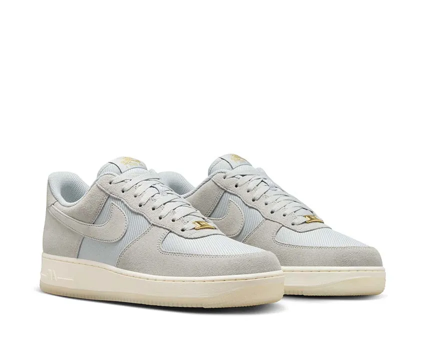 Nike Air Force 1 '07 LV8 "Smoke Grey"