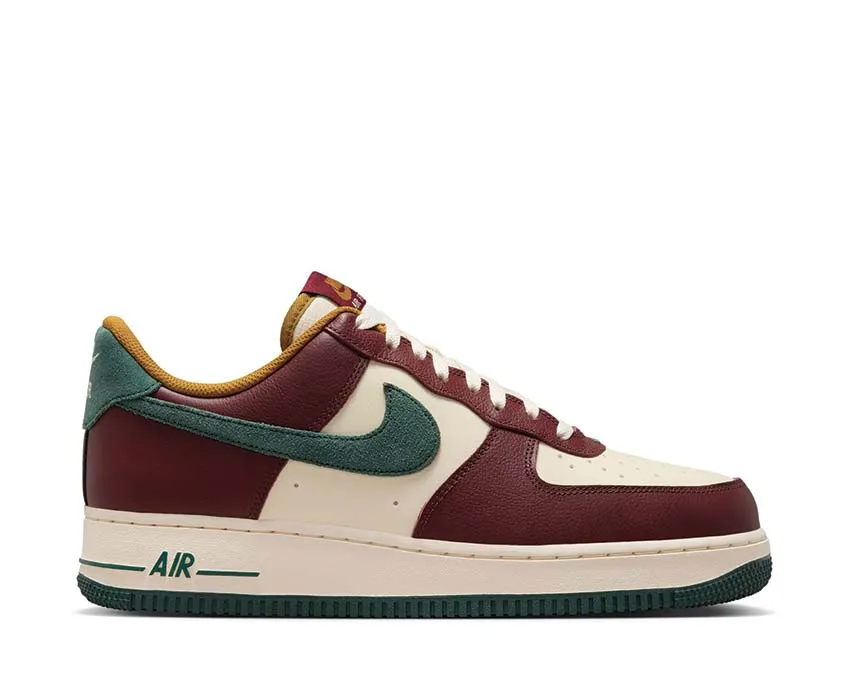 Nike Air Force 1 07 LV8