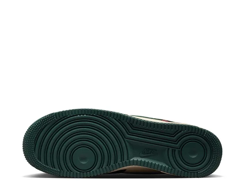 Nike Air Force 1 07 LV8