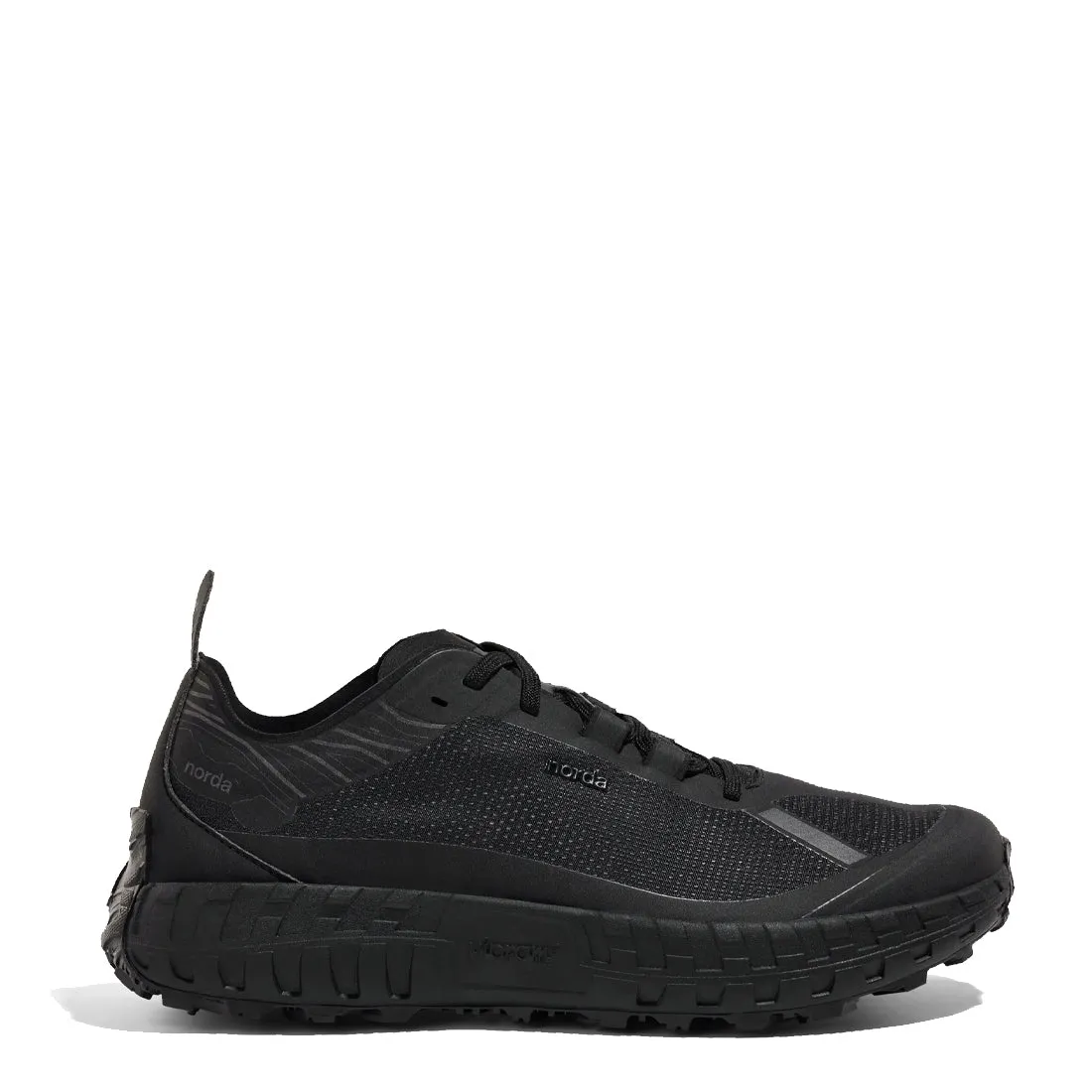 Norda The 001 Trainer Stealth Black