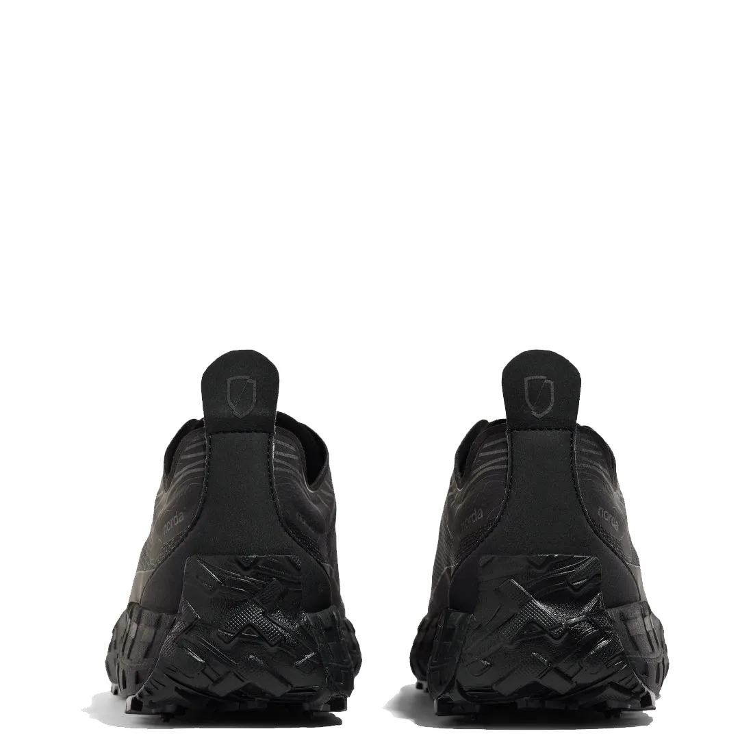 Norda The 001 Trainer Stealth Black