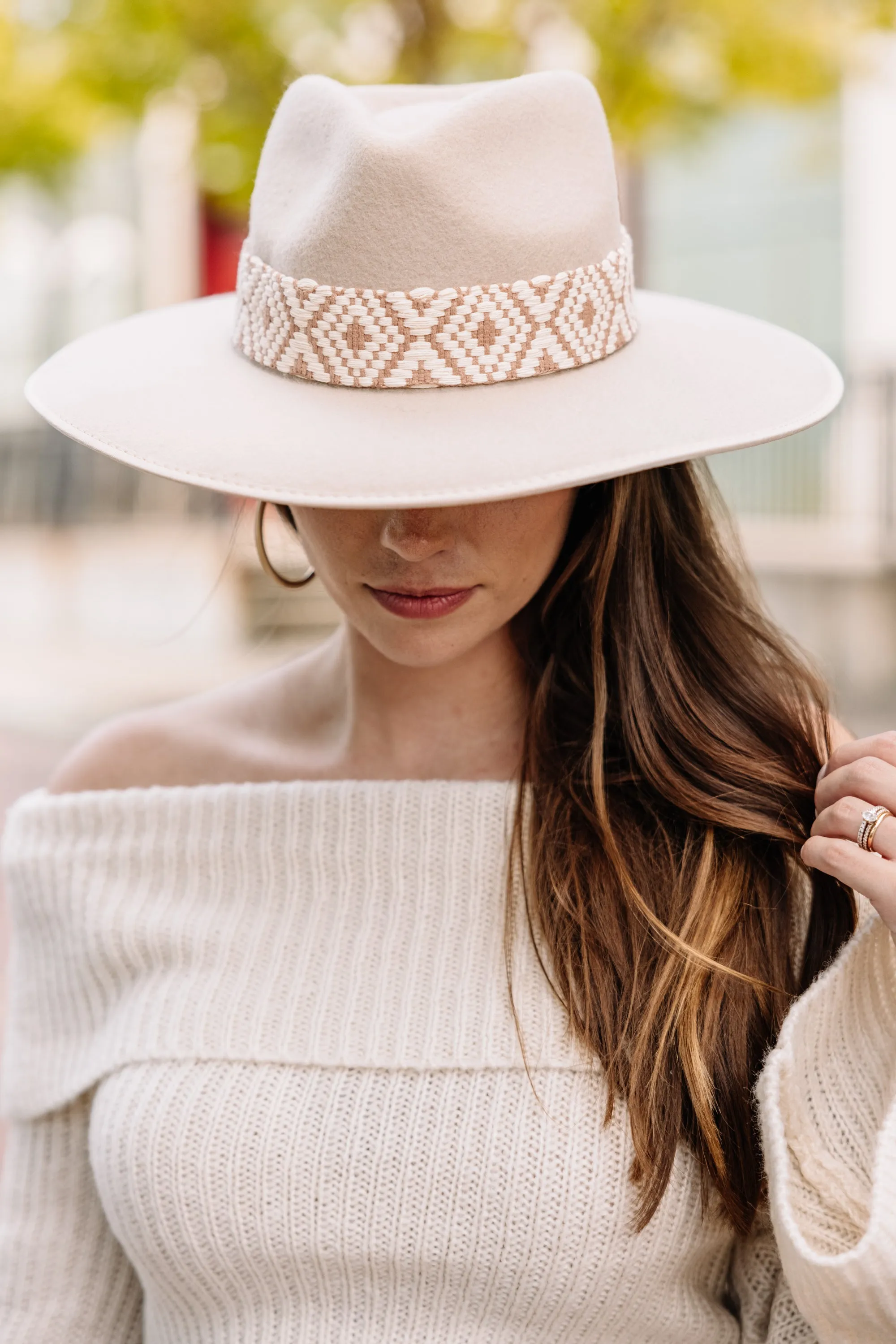 Olive & Pique: Reveal Yourself Beige Brown Banded Hat