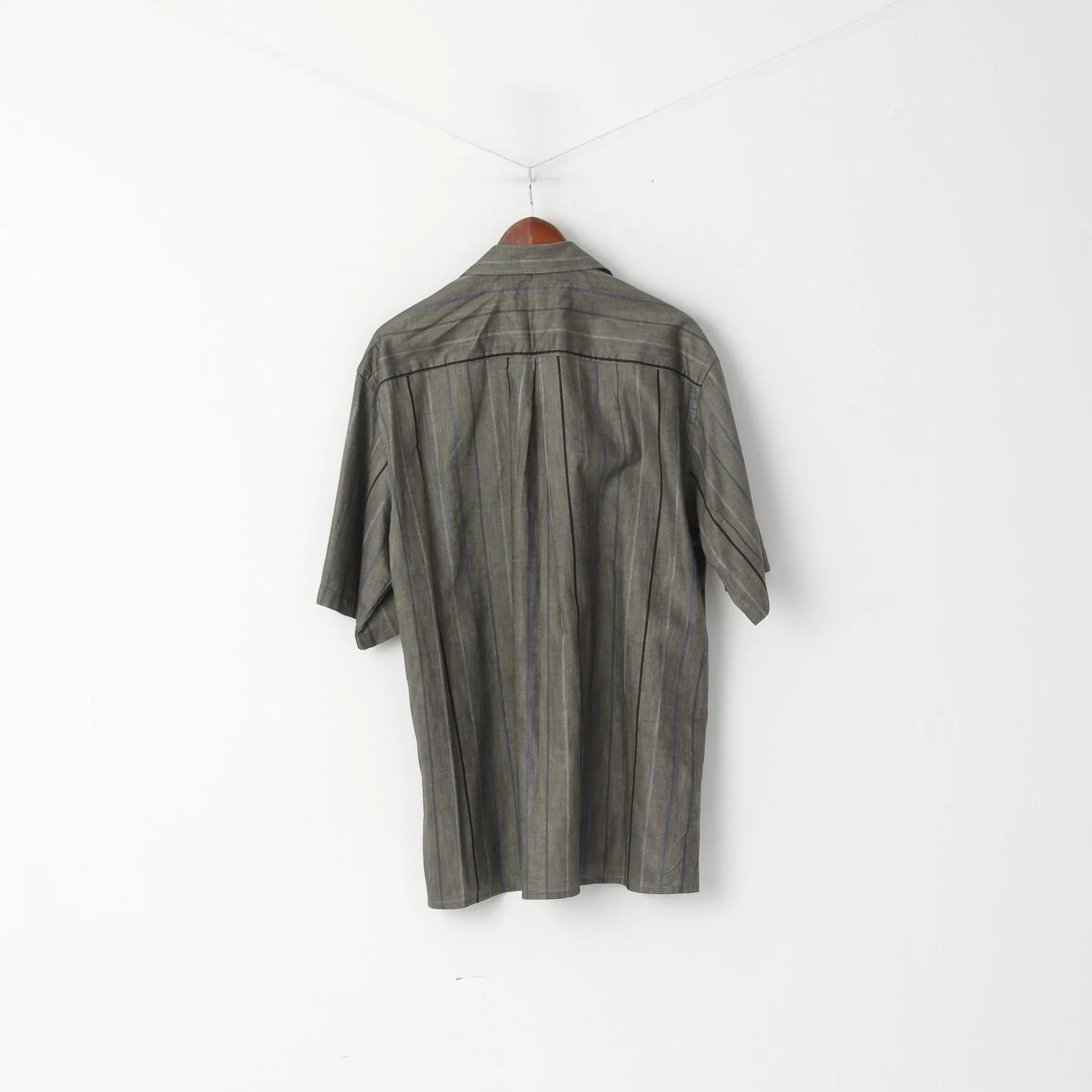 Olymp Novum Men L (XL) Casual Shirt Grey Striped Cotton Short Sleeve Classic Top
