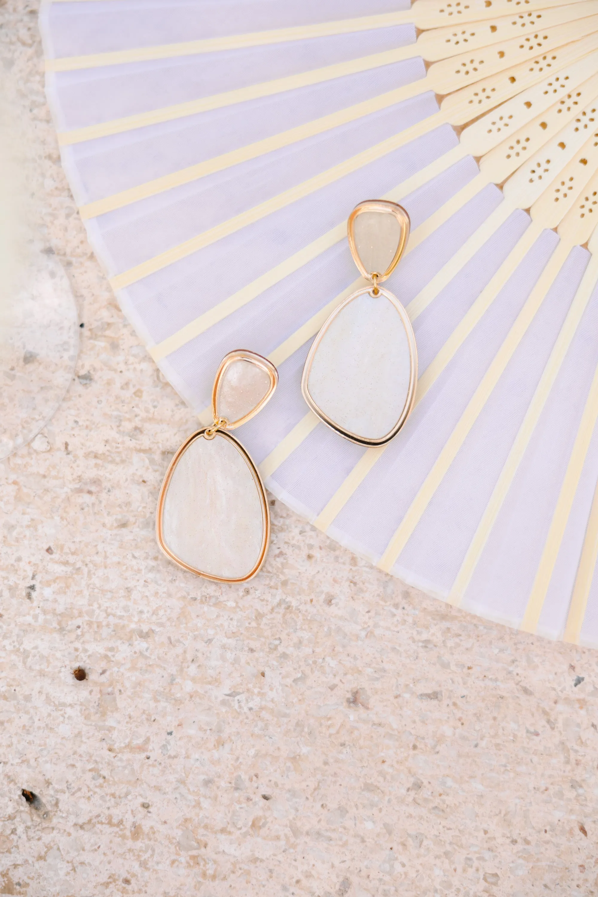 Precious Pearls White Earrings