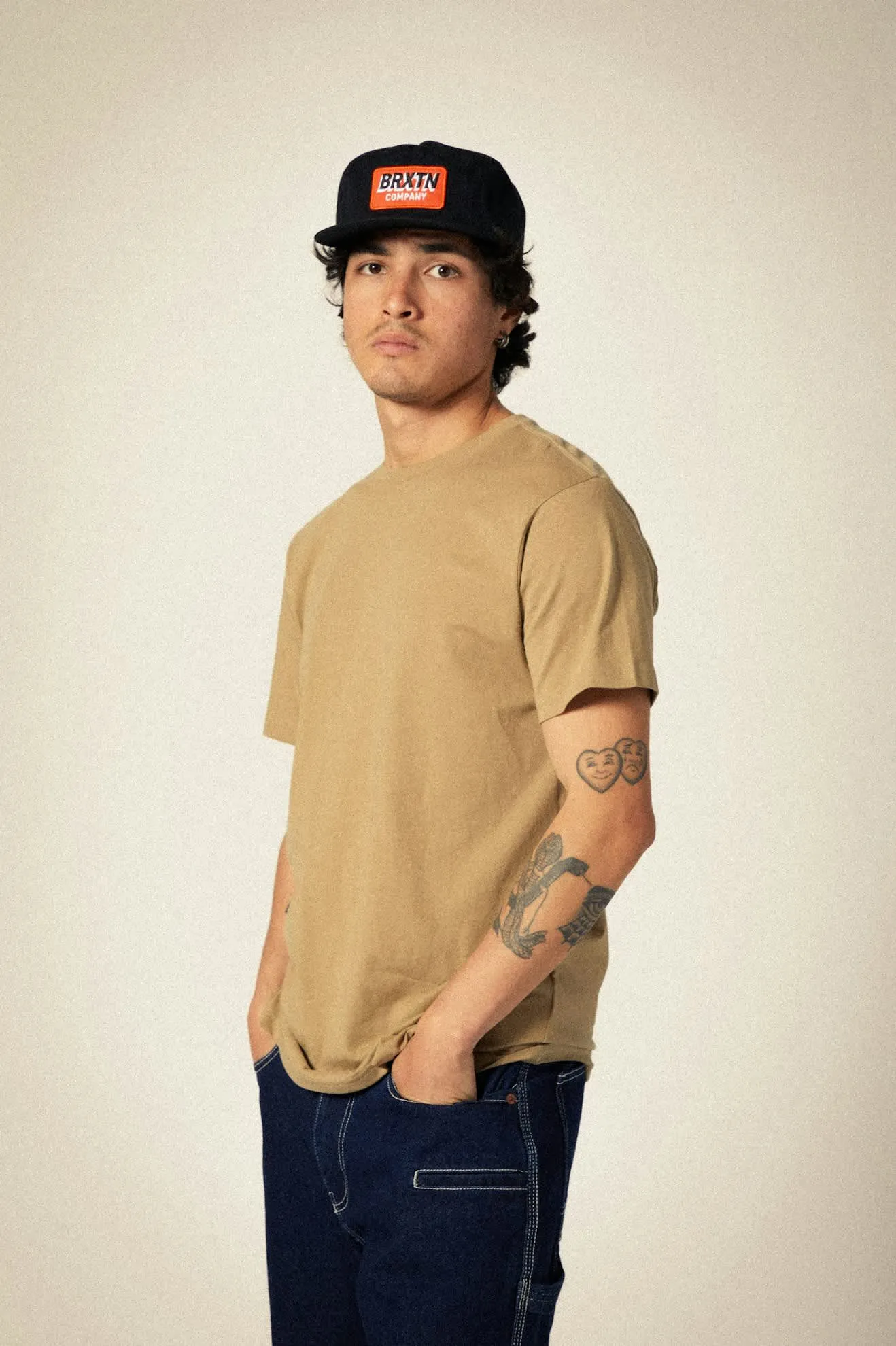Premium Cotton S/S Tailored T-Shirt - Khaki Brixton