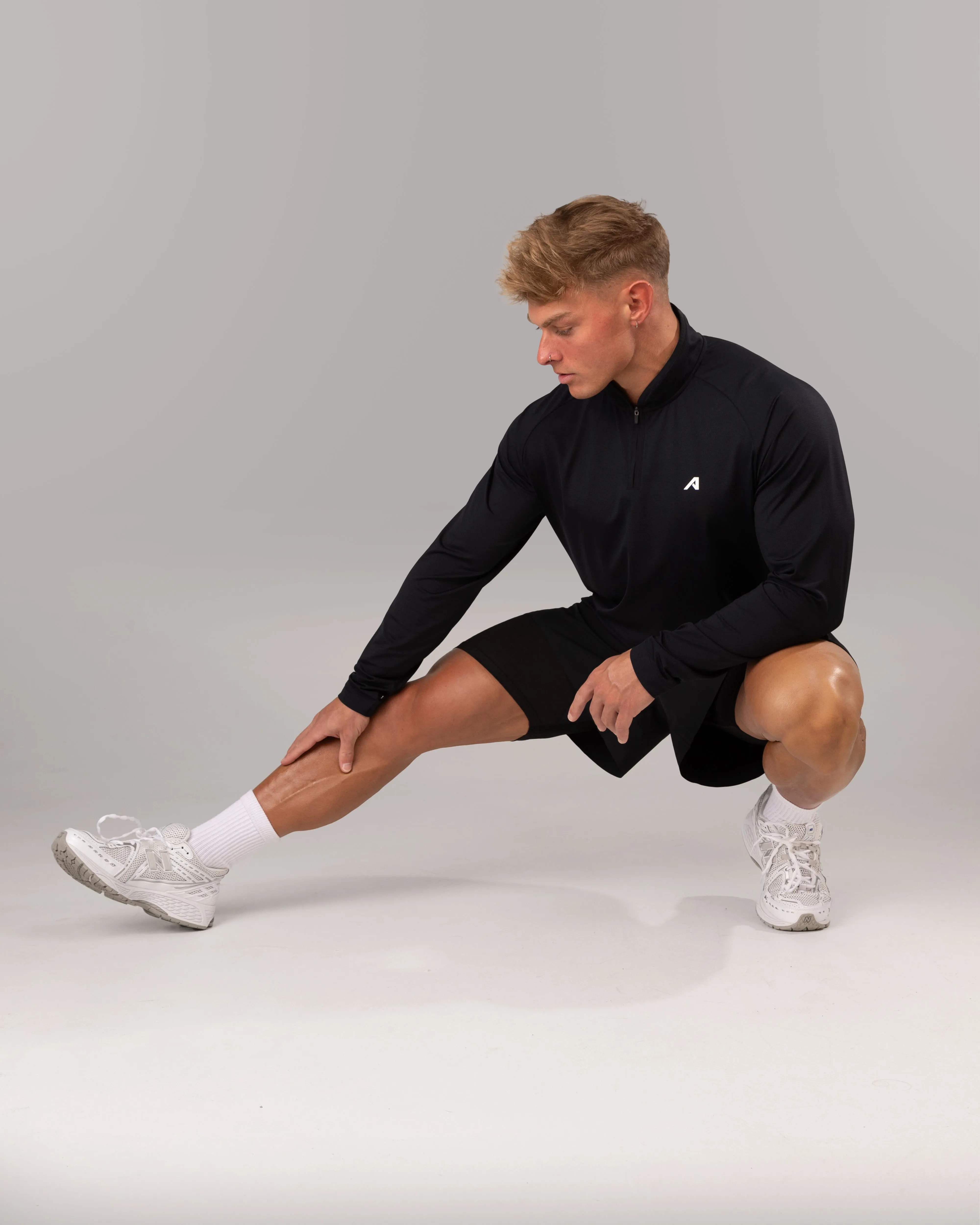 Racer Quarter Zip - Black Alphalete Athletics