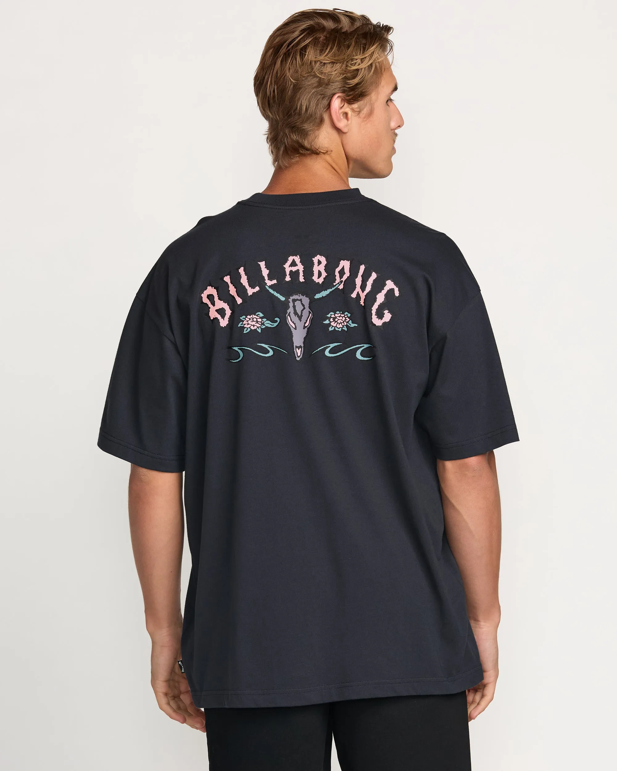 Raging Bull Regular Tee - Washed Black Billabong