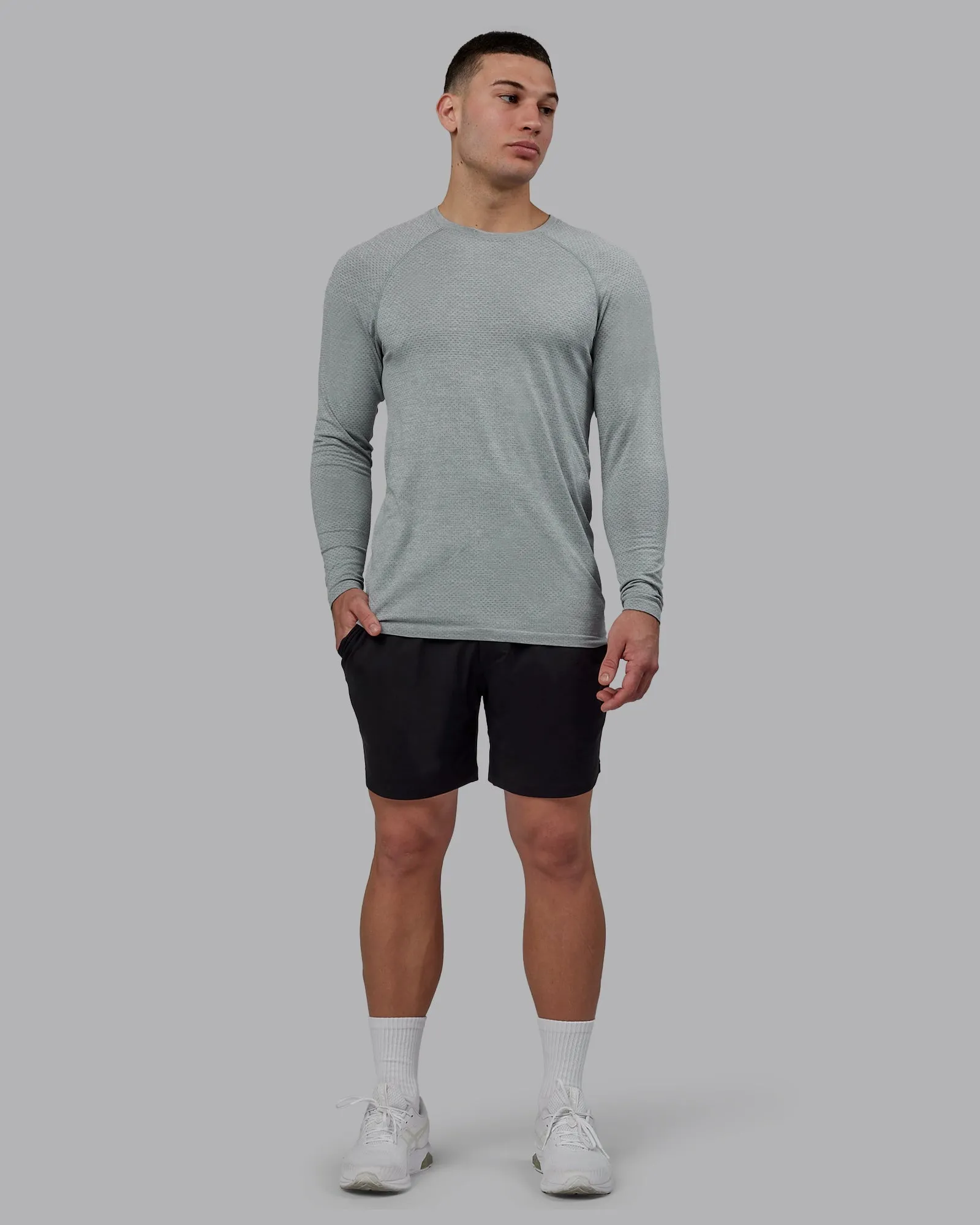 Restore CloudFLX 6" Short - Black