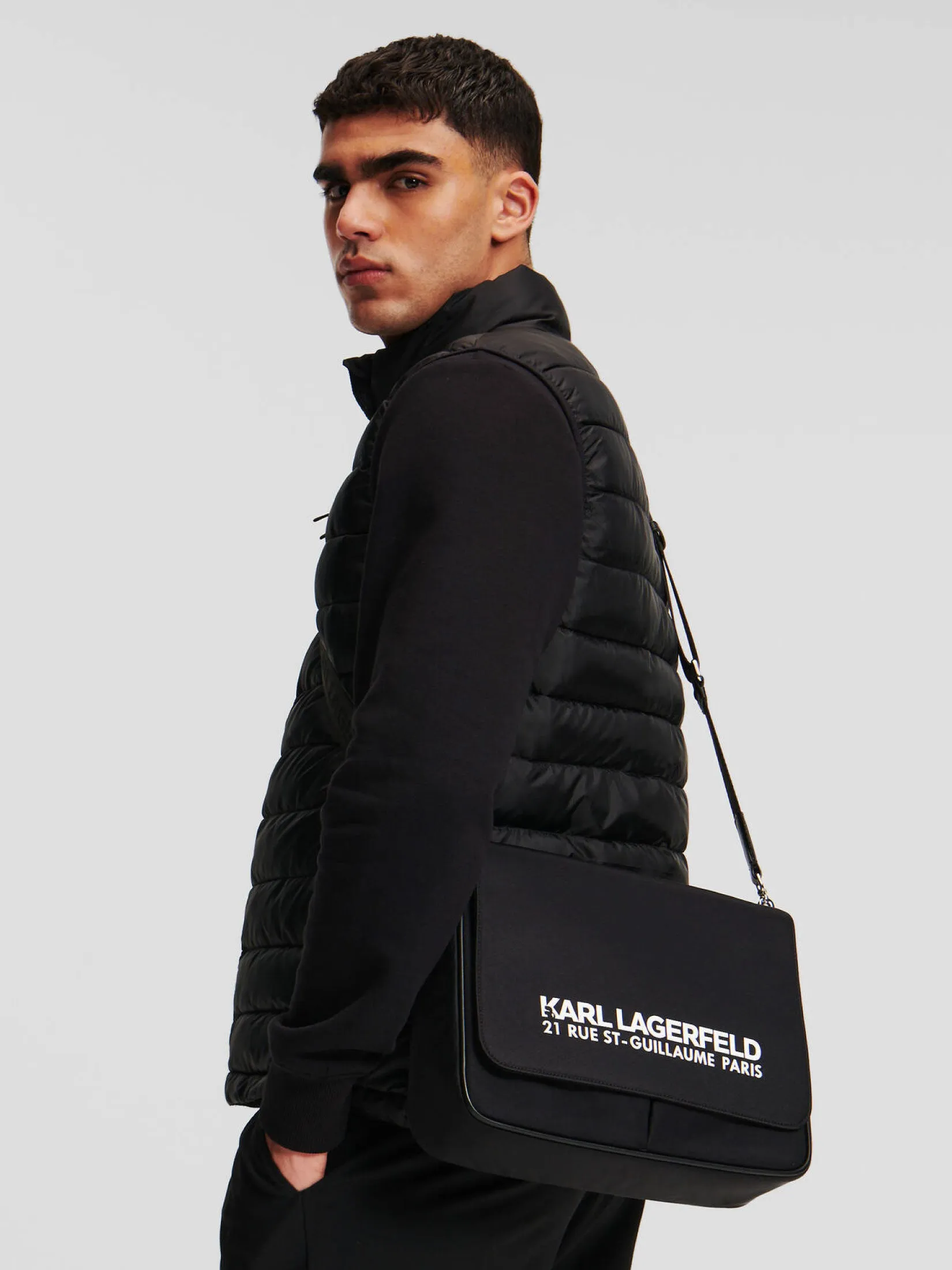 RUE ST-GUILLAUME MESSENGER BAG