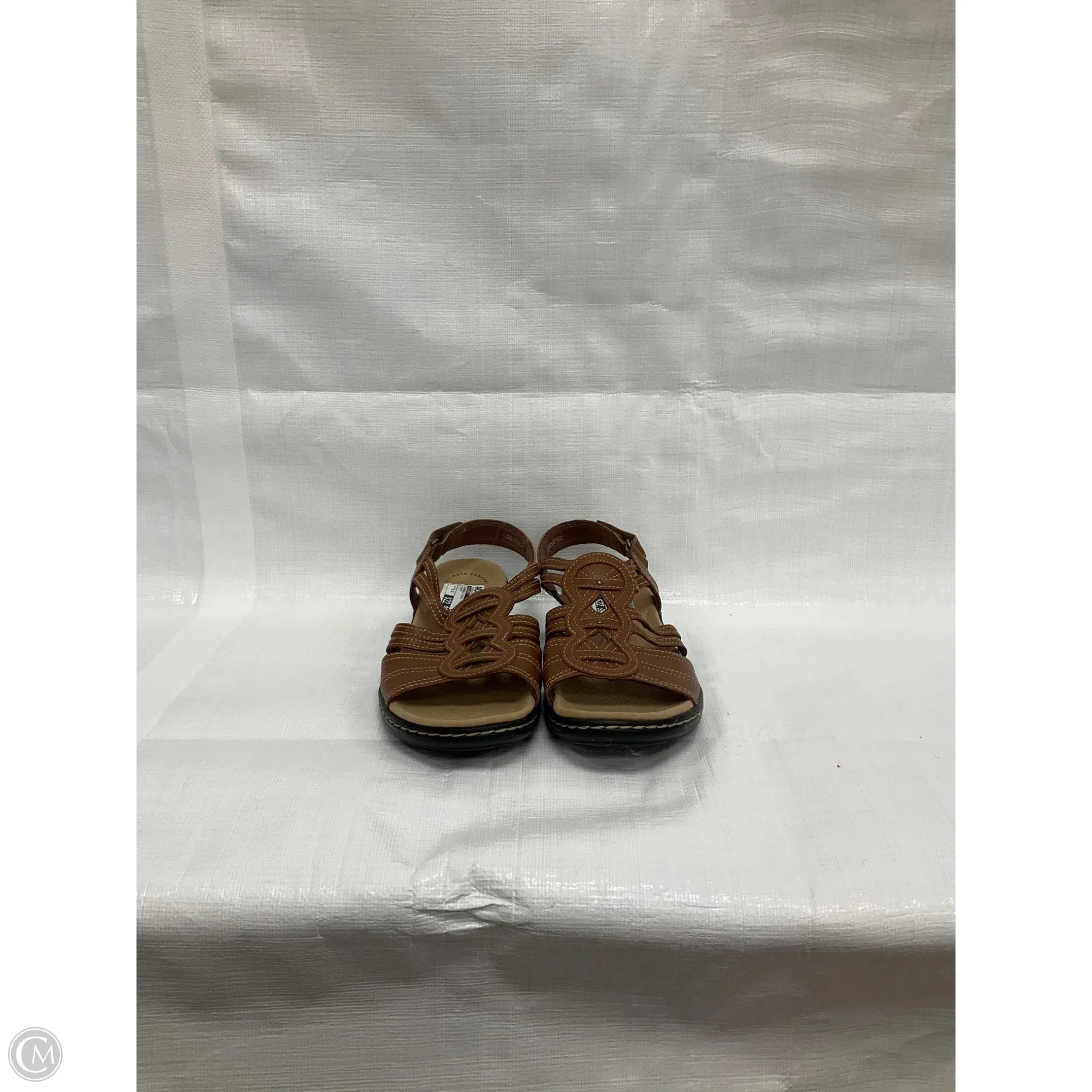Sandals Flats By Clarks In Brown, Size: 5.5