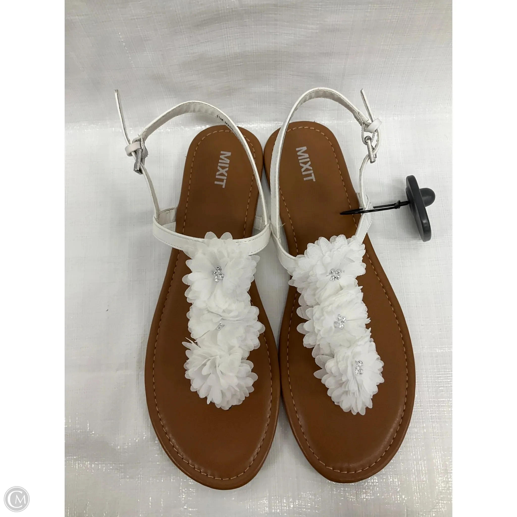 Sandals Flats By Mix It In White, Size: 11