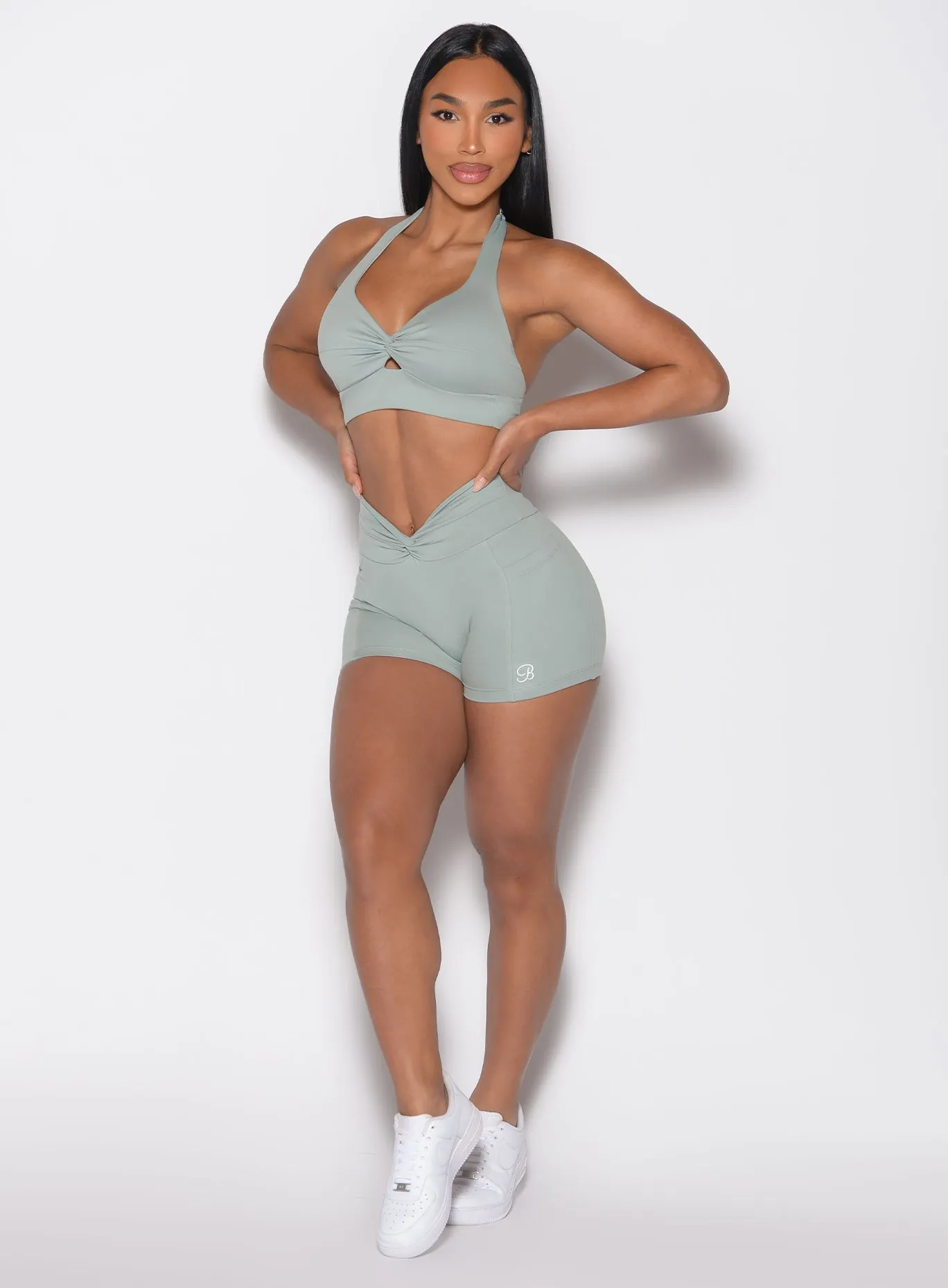 Sculpt Knot Shorts Bombshell