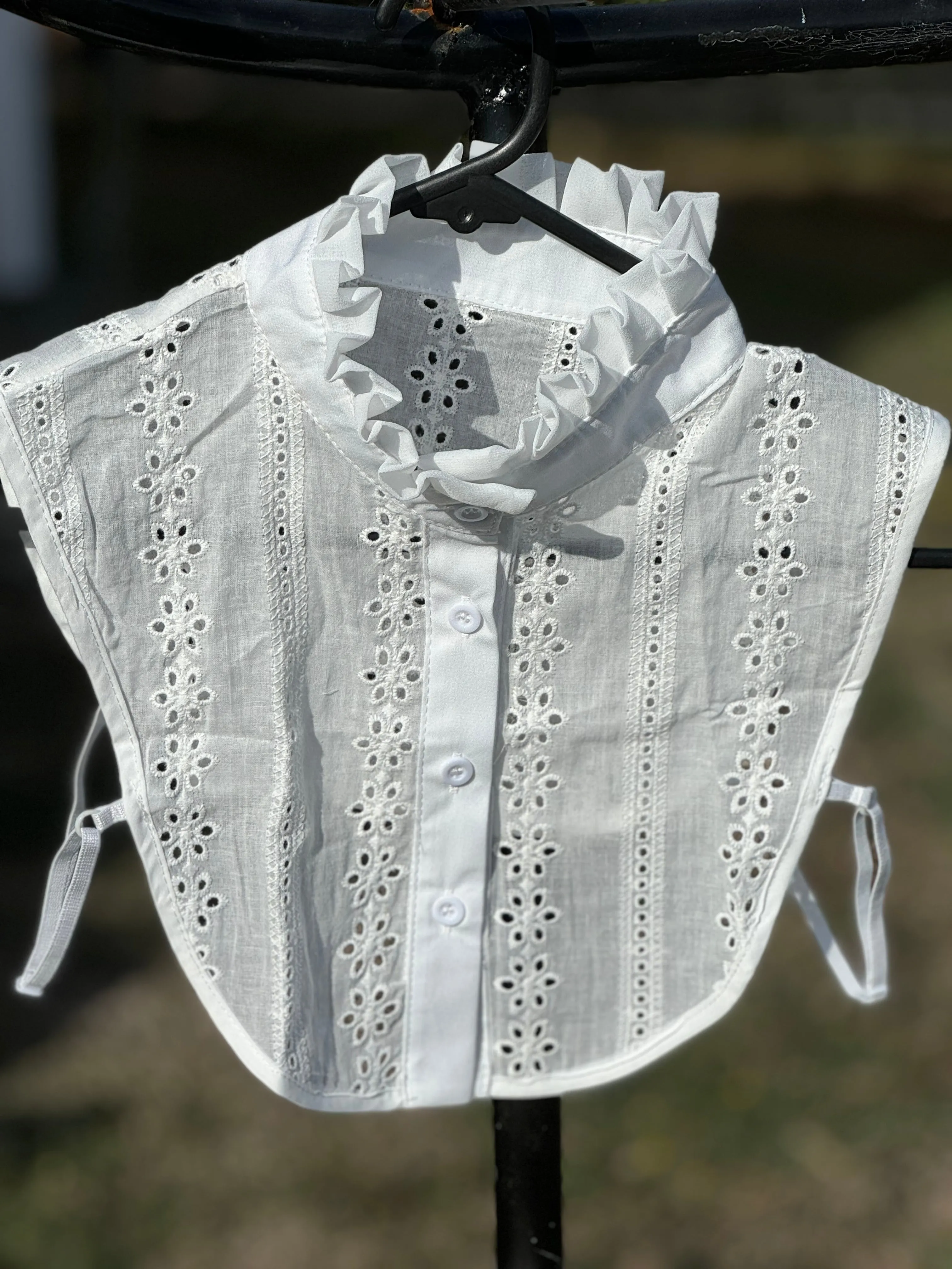 Show Bibs