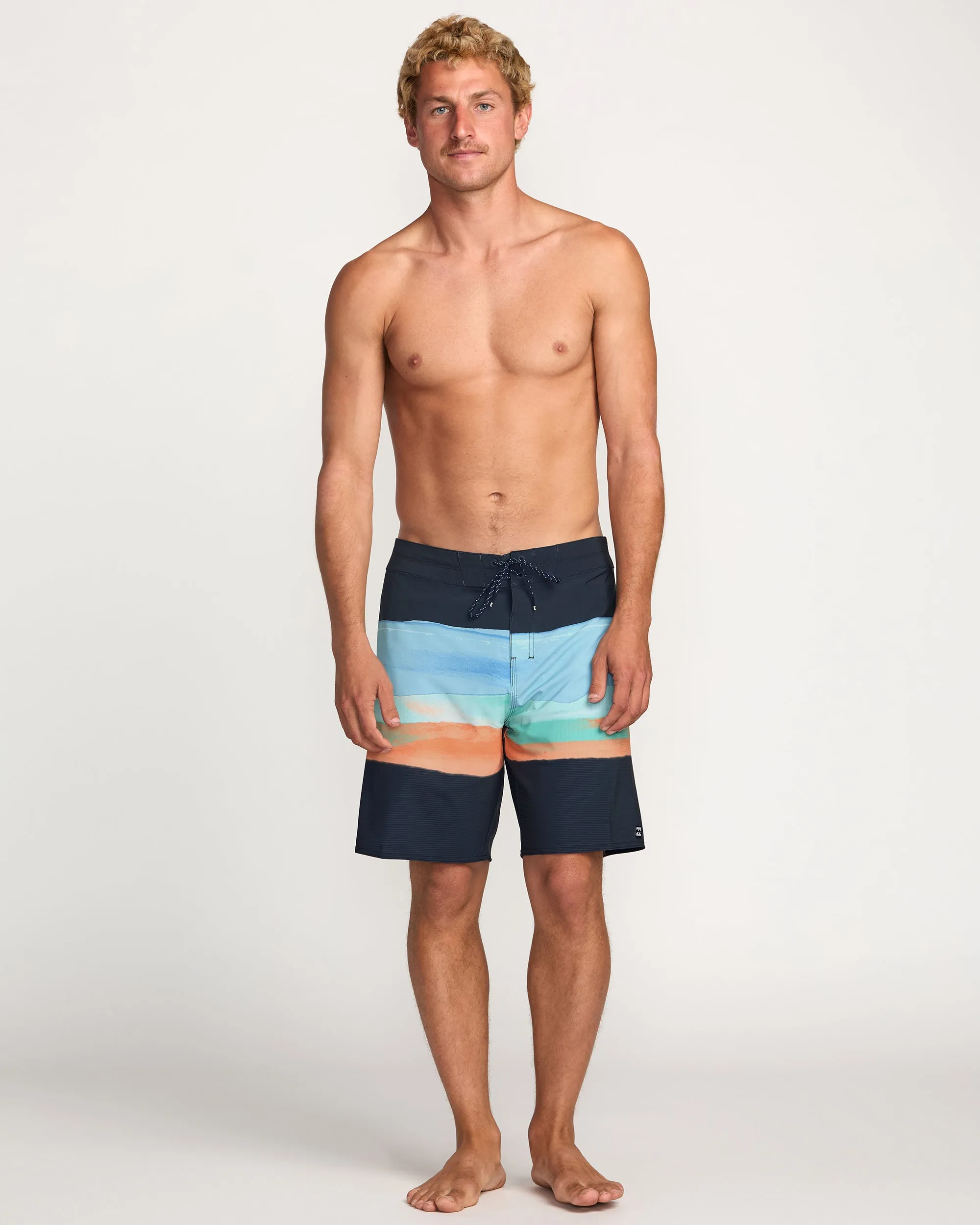 Sundays Airlite 19" Boardshorts - Stealth Billabong