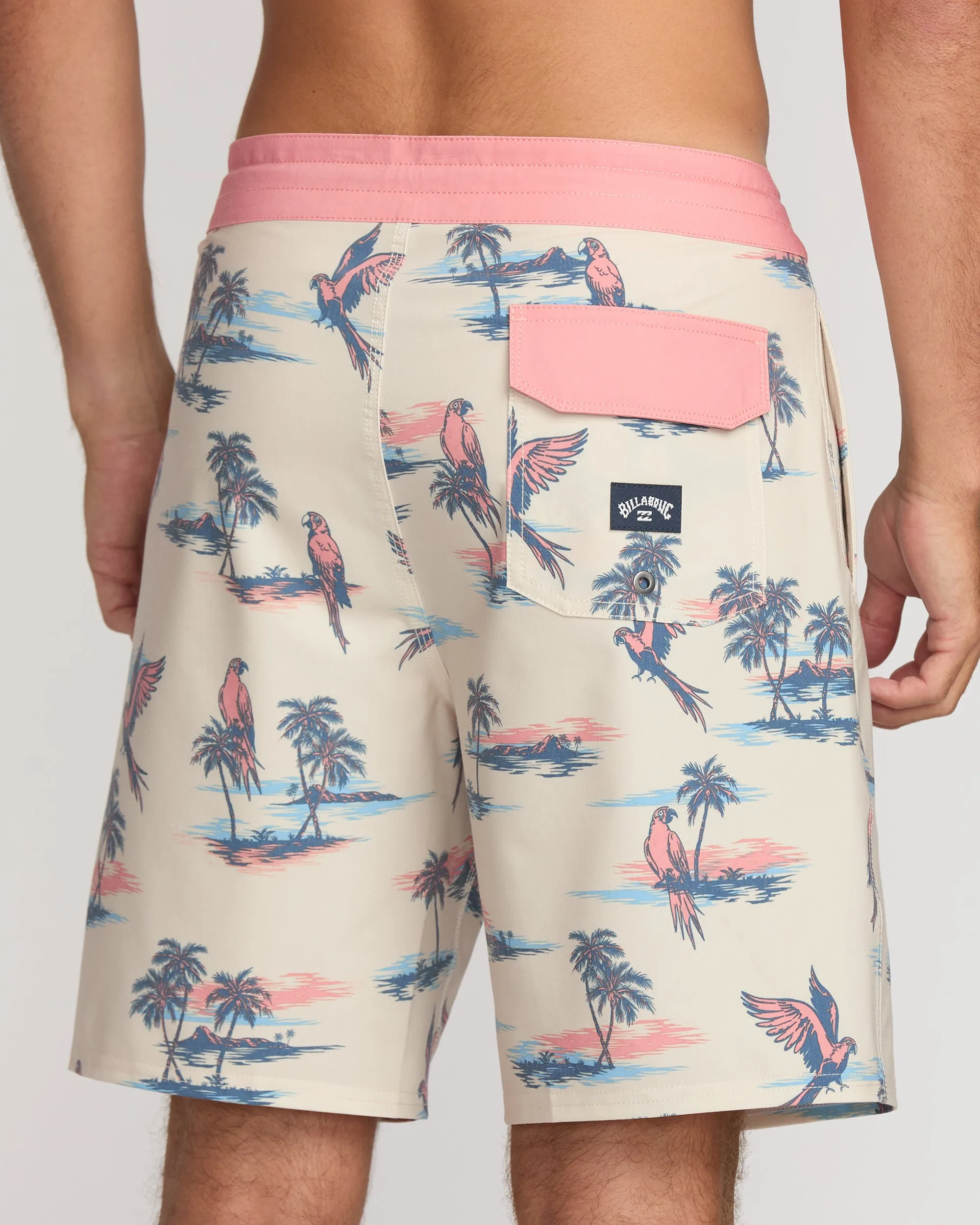 Sundays Lo Tide 19" Boardshorts - Chino Billabong