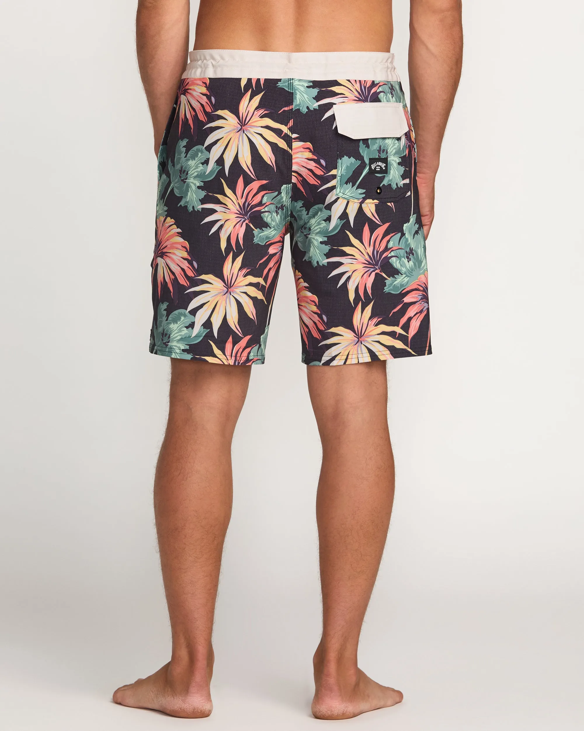 Sundays Lo Tide 19" Boardshorts - Multi Billabong