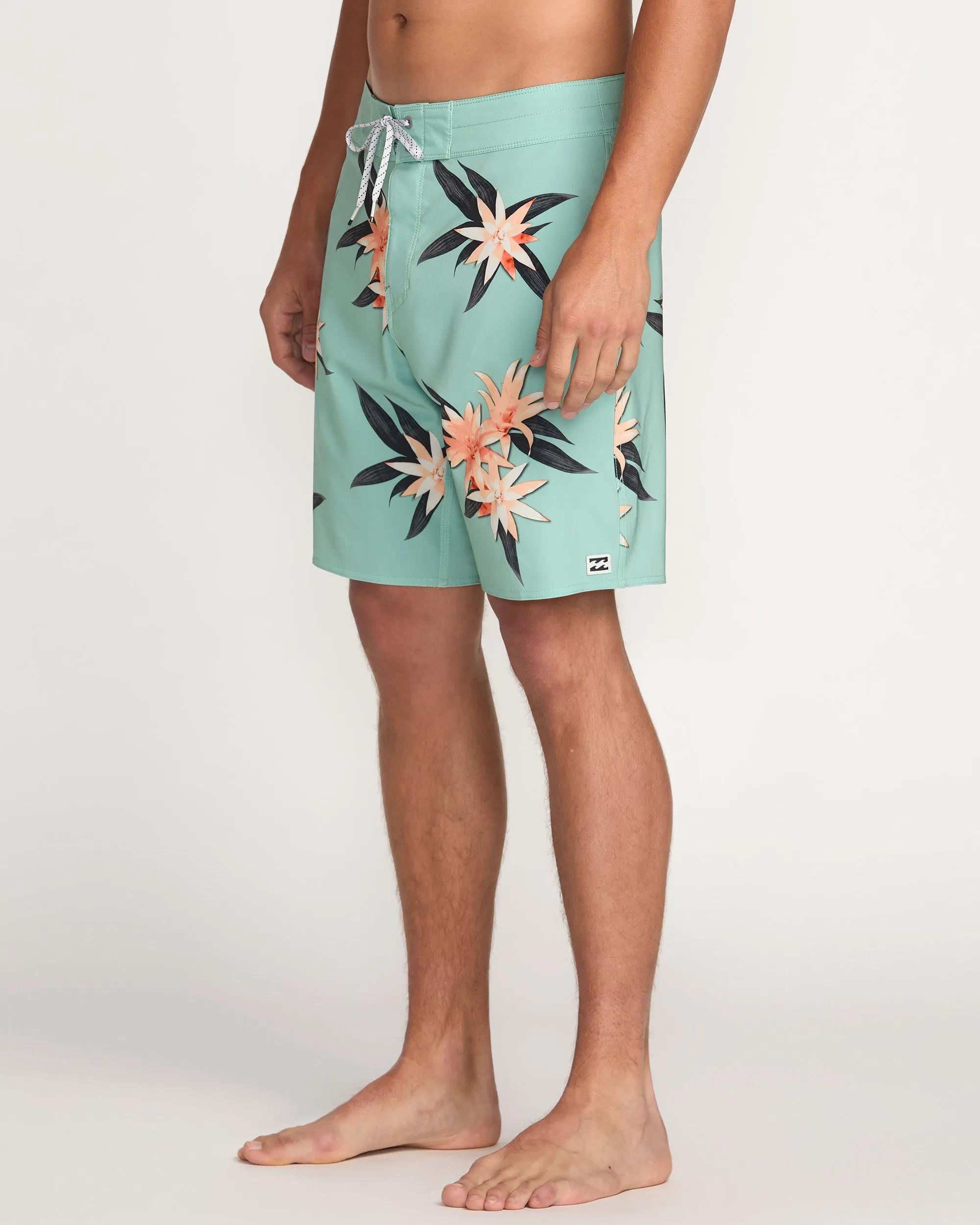 Sundays Pro Performance 19" Boardshorts - Mist Green Billabong