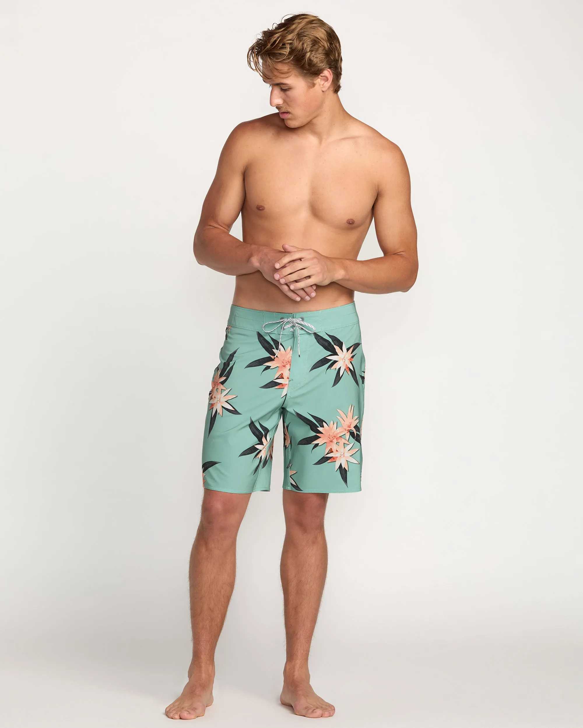 Sundays Pro Performance 19" Boardshorts - Mist Green Billabong