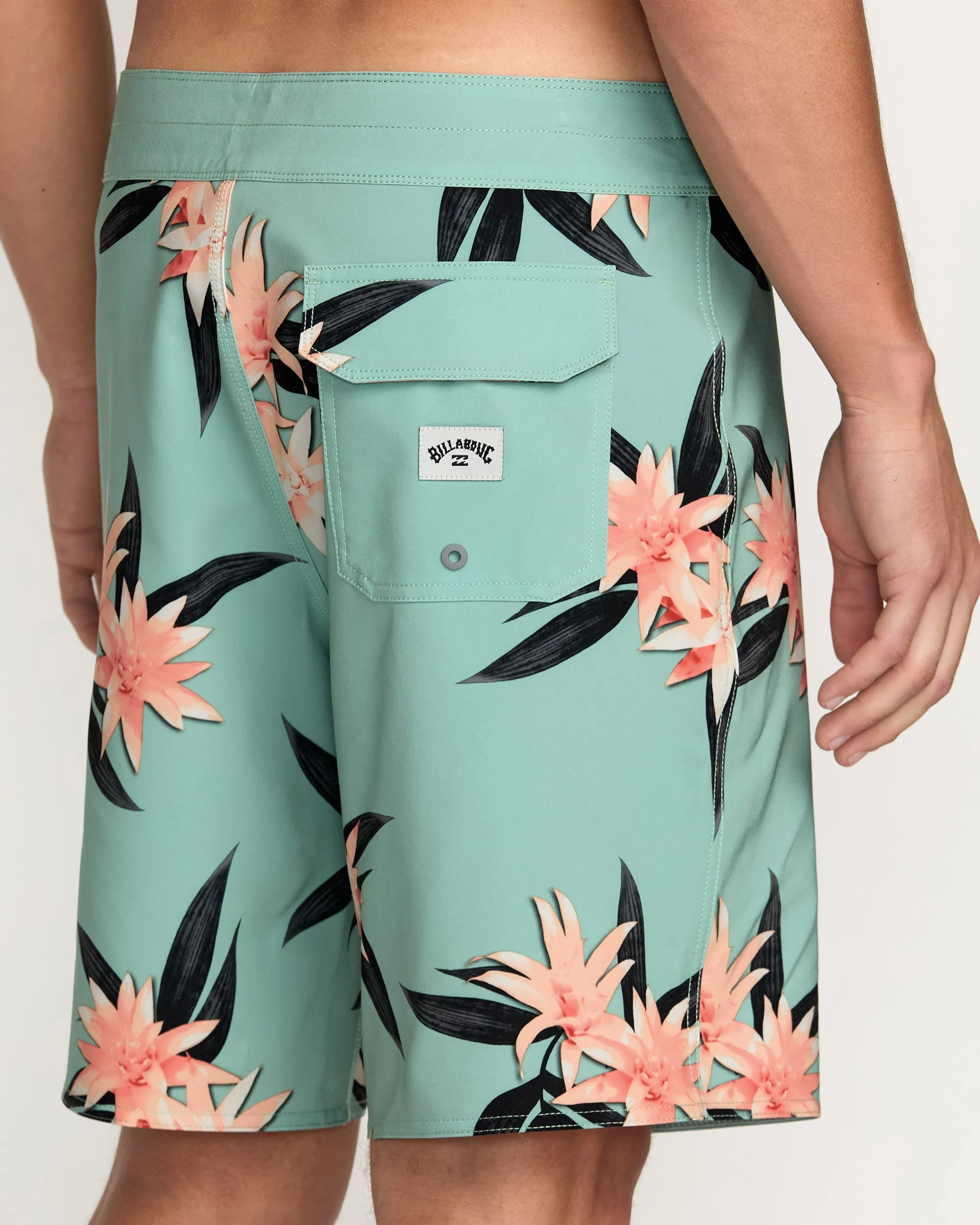 Sundays Pro Performance 19" Boardshorts - Mist Green Billabong