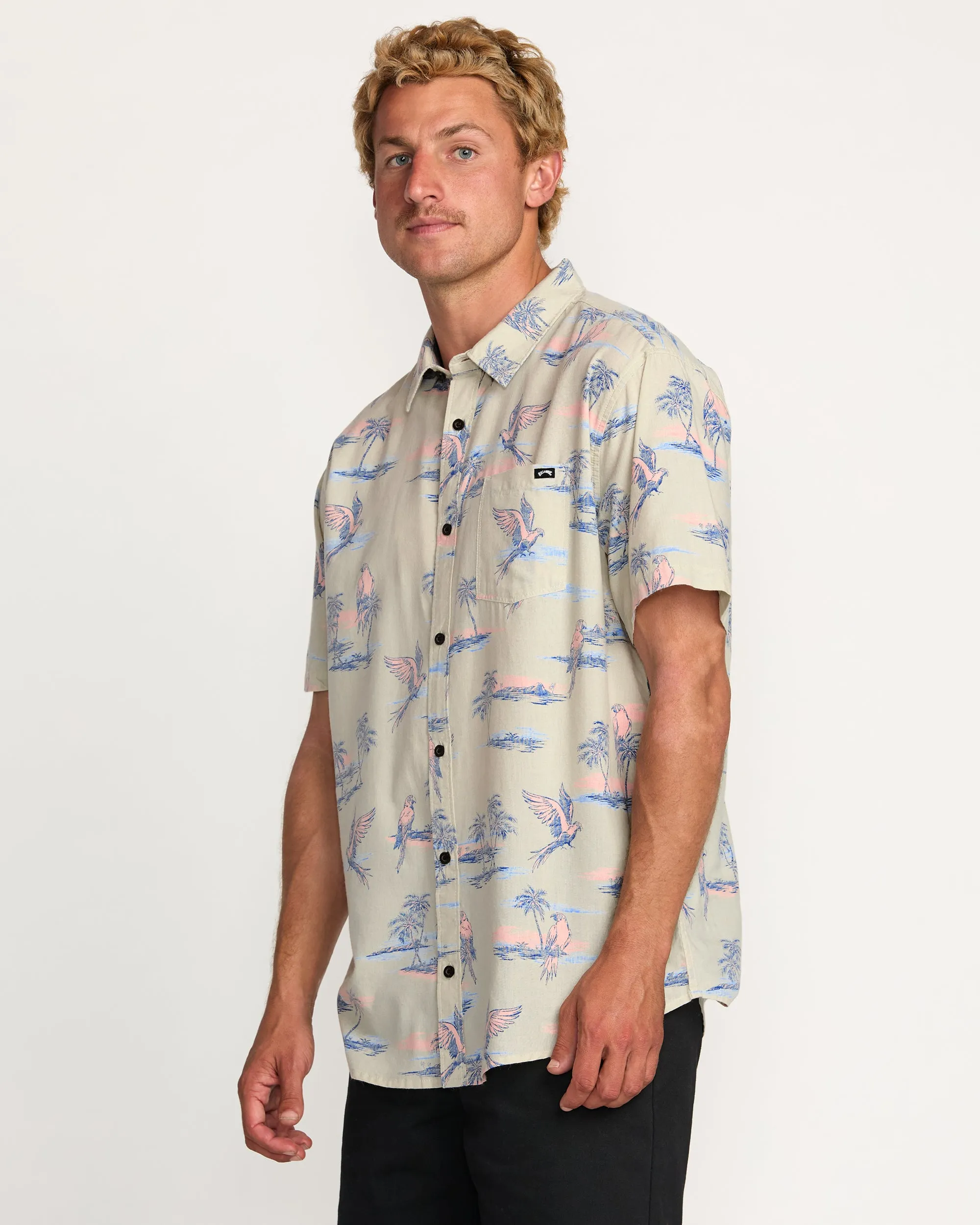 Sundays Short Sleeve Shirt - Chino Billabong