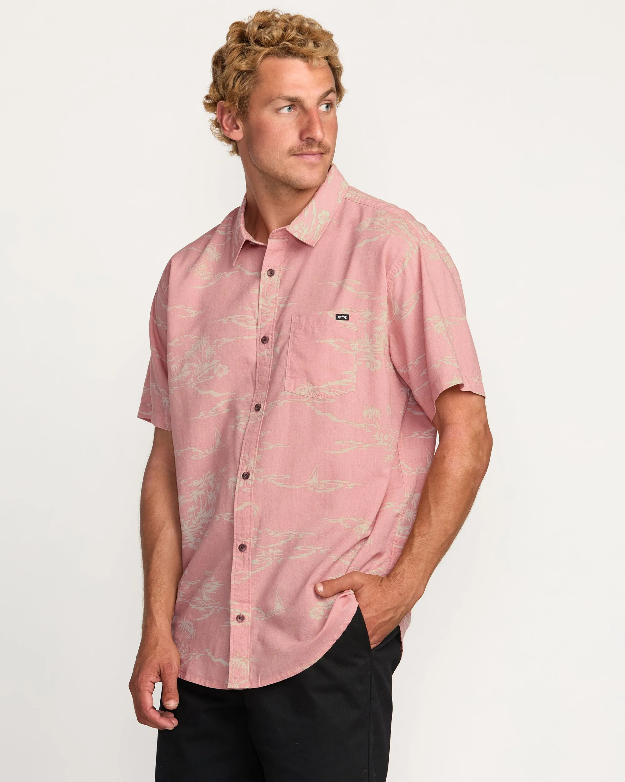 Sundays Short Sleeve Shirt - Dust Red Billabong