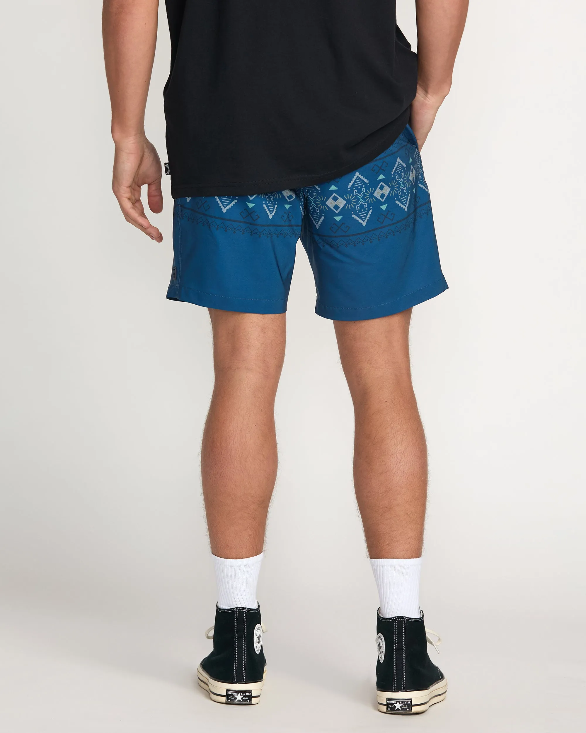 Surftrek Elastic Submersible 17" Hybrid Shorts - Deep Blue Billabong