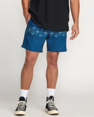 Surftrek Elastic Submersible 17" Hybrid Shorts - Deep Blue Billabong