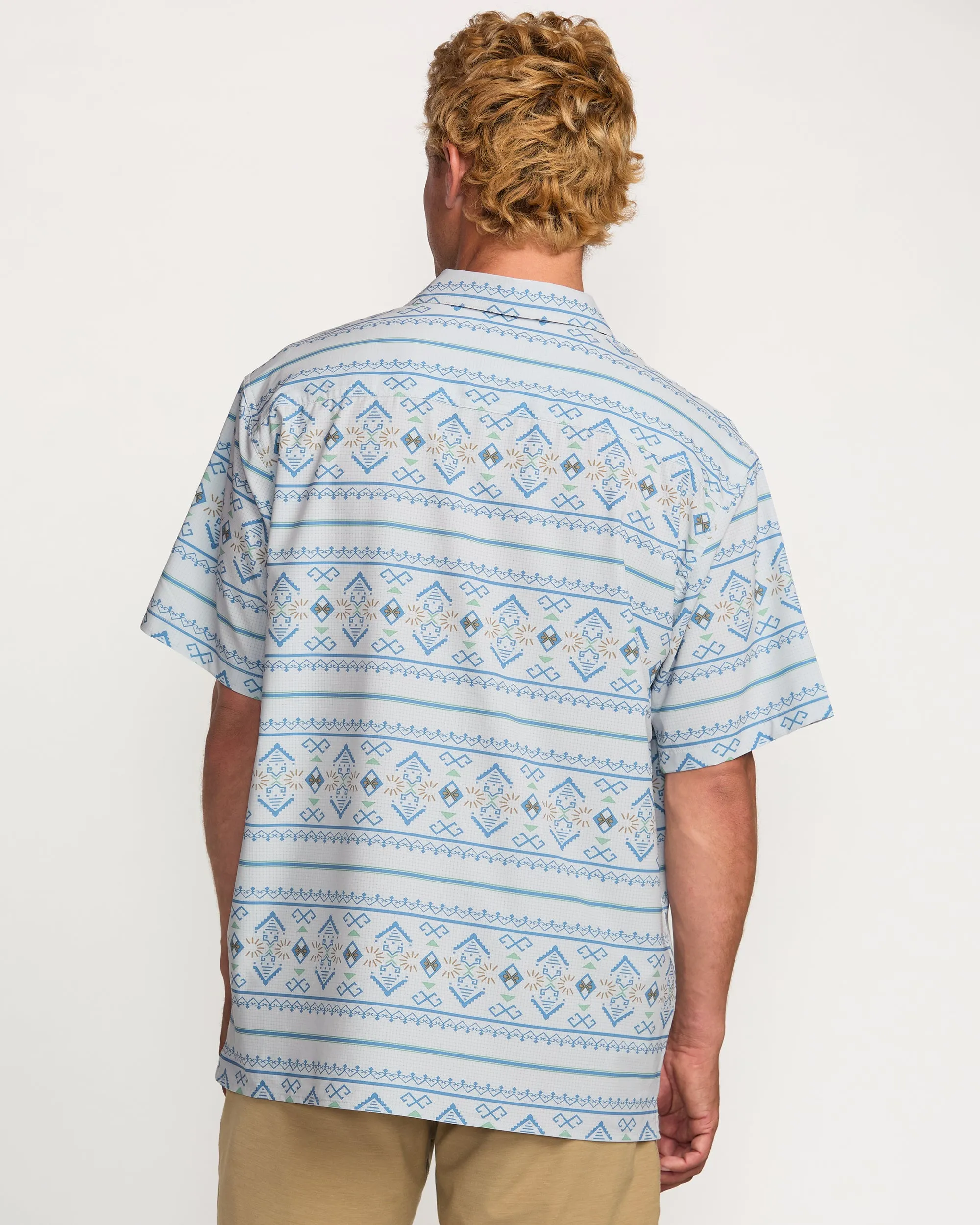 Surftrek Perf Short Sleeve Shirt - Alloy Billabong