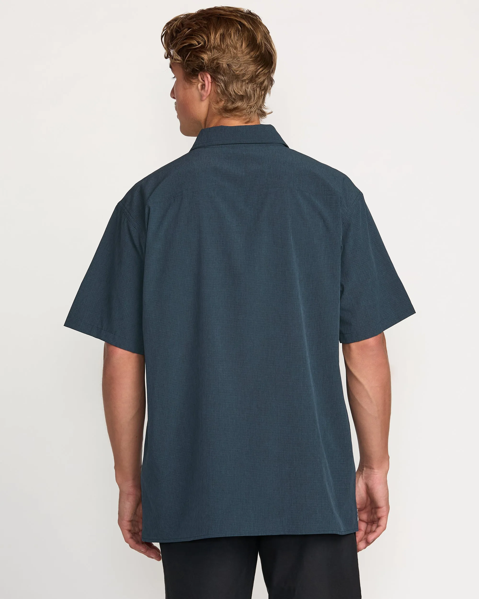 Surftrek Perf Short Sleeve Shirt - Navy Billabong