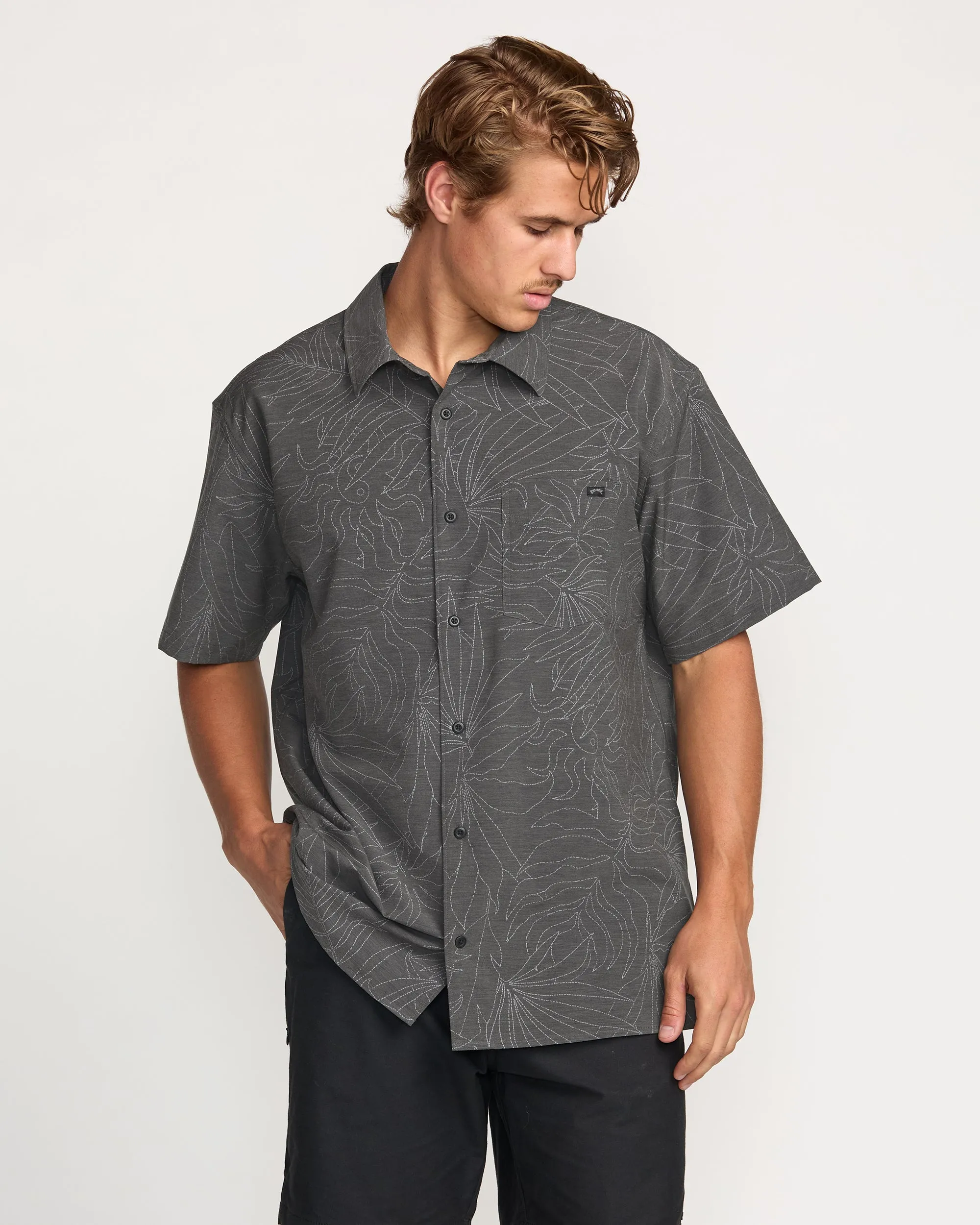 Surftrek Transit Short Sleeve Shirt - Raven Billabong
