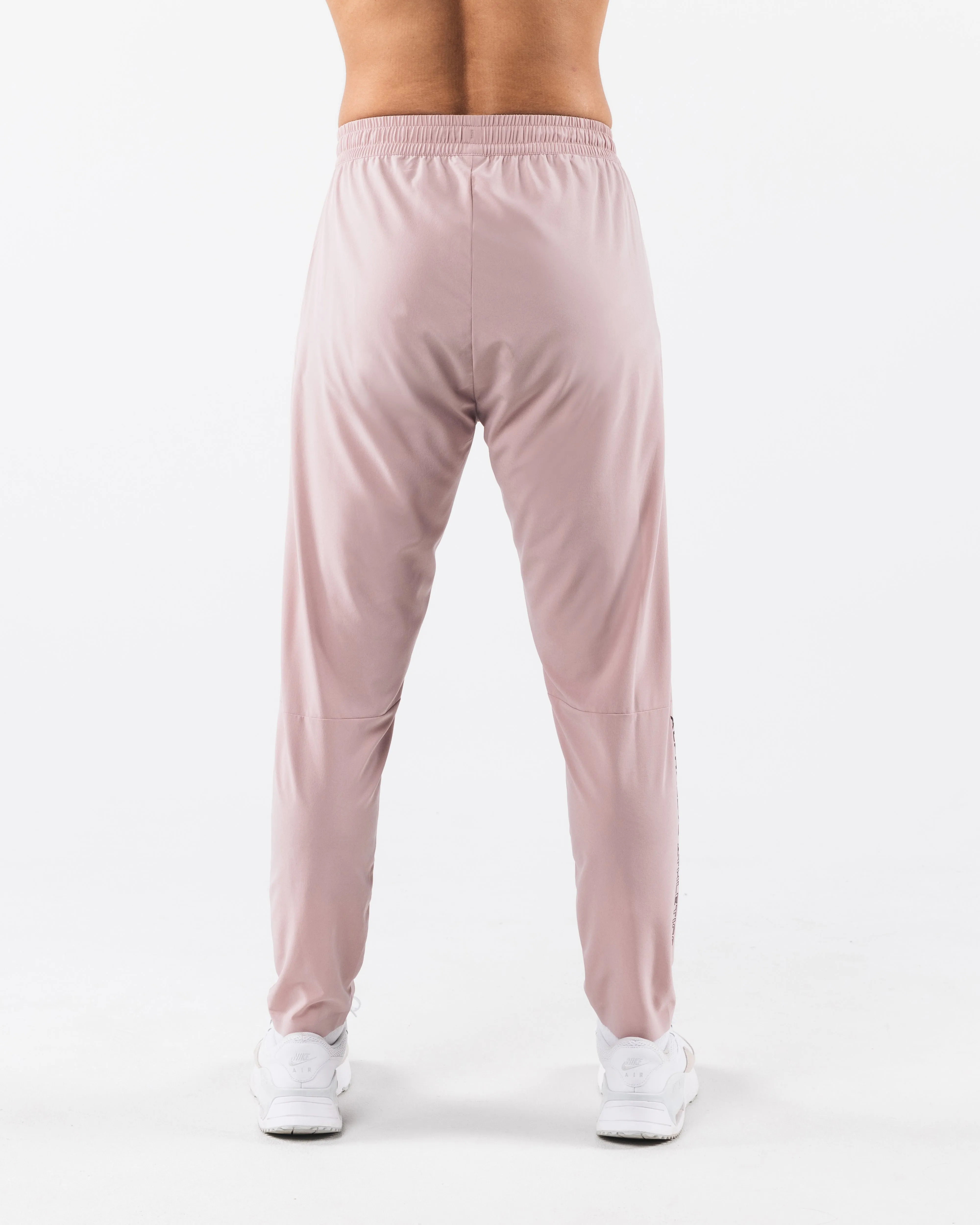 Swift Training Pant - Porcelain Alphalete Athletics